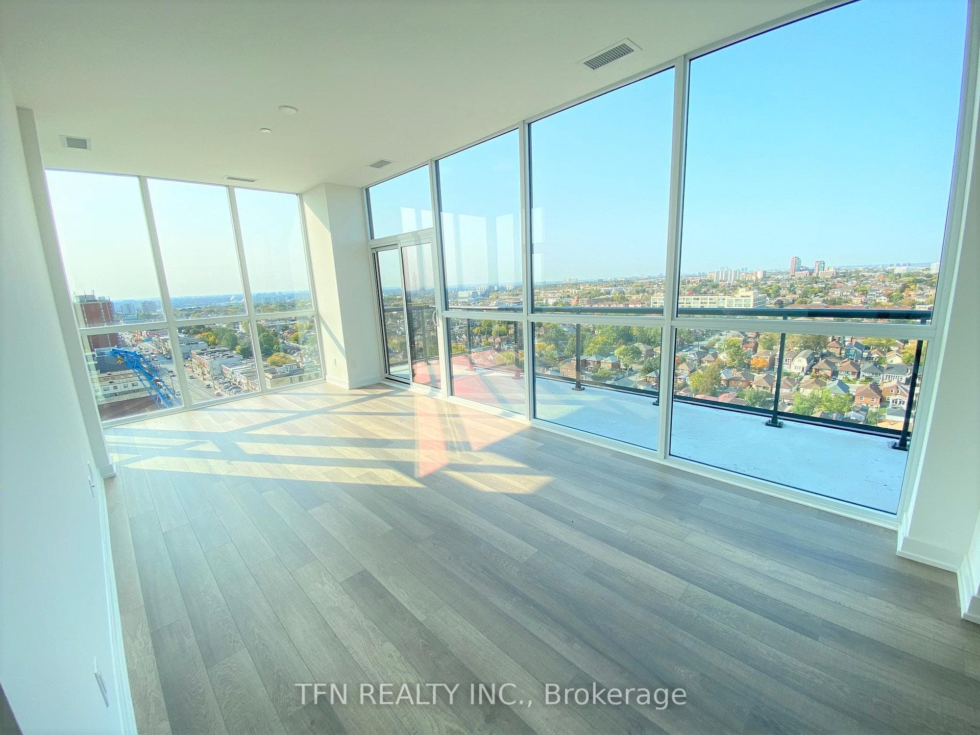 1603 Eglinton Avenue Unit 1608 photo 3
