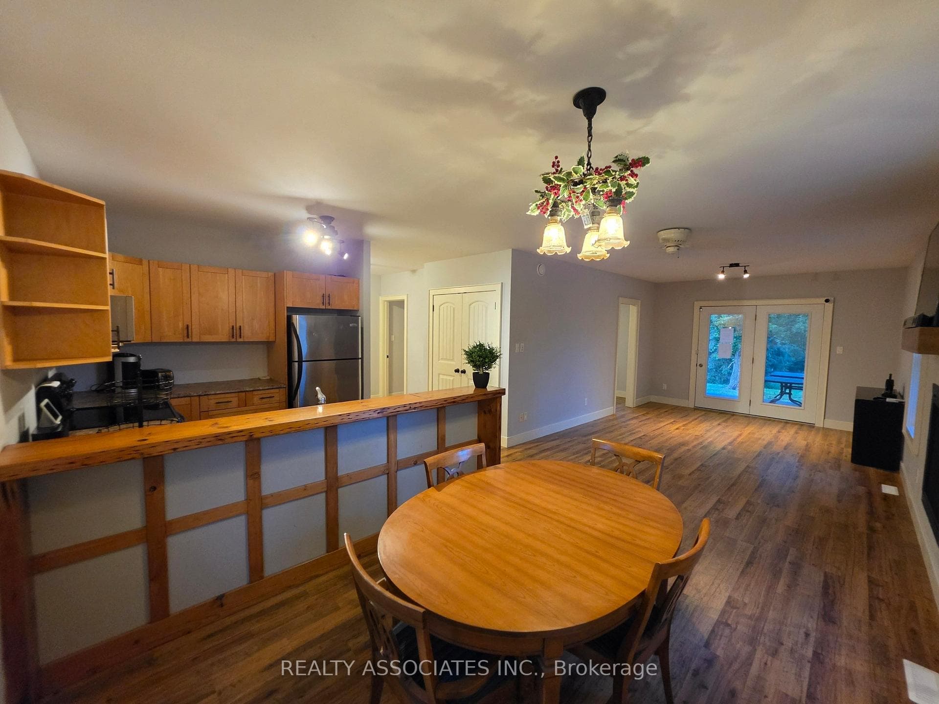 486289 30th Side Road photo 42