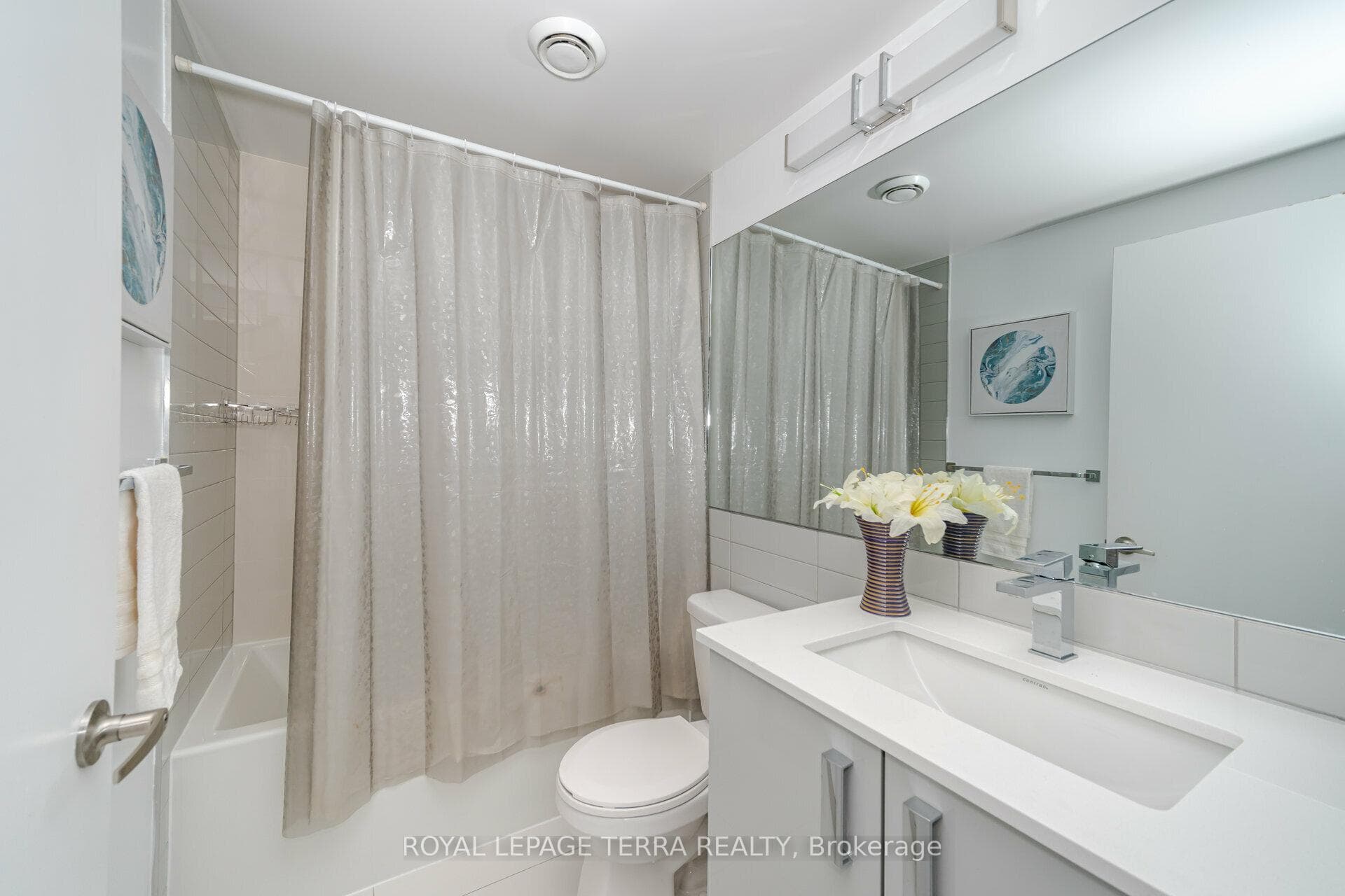 30 Gibbs Road Unit 2505 photo 20