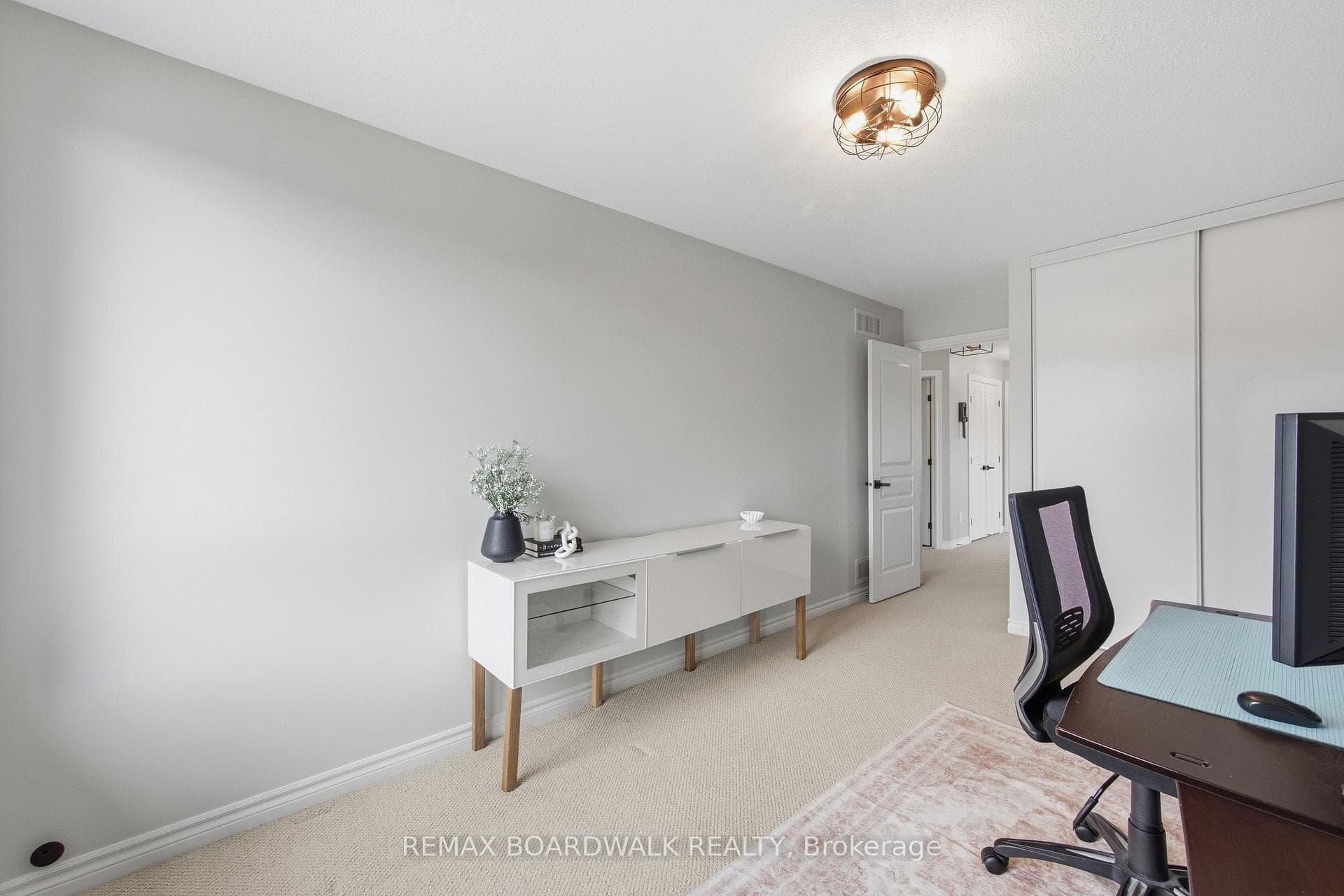 375 Cooks Mill Crescent photo 28