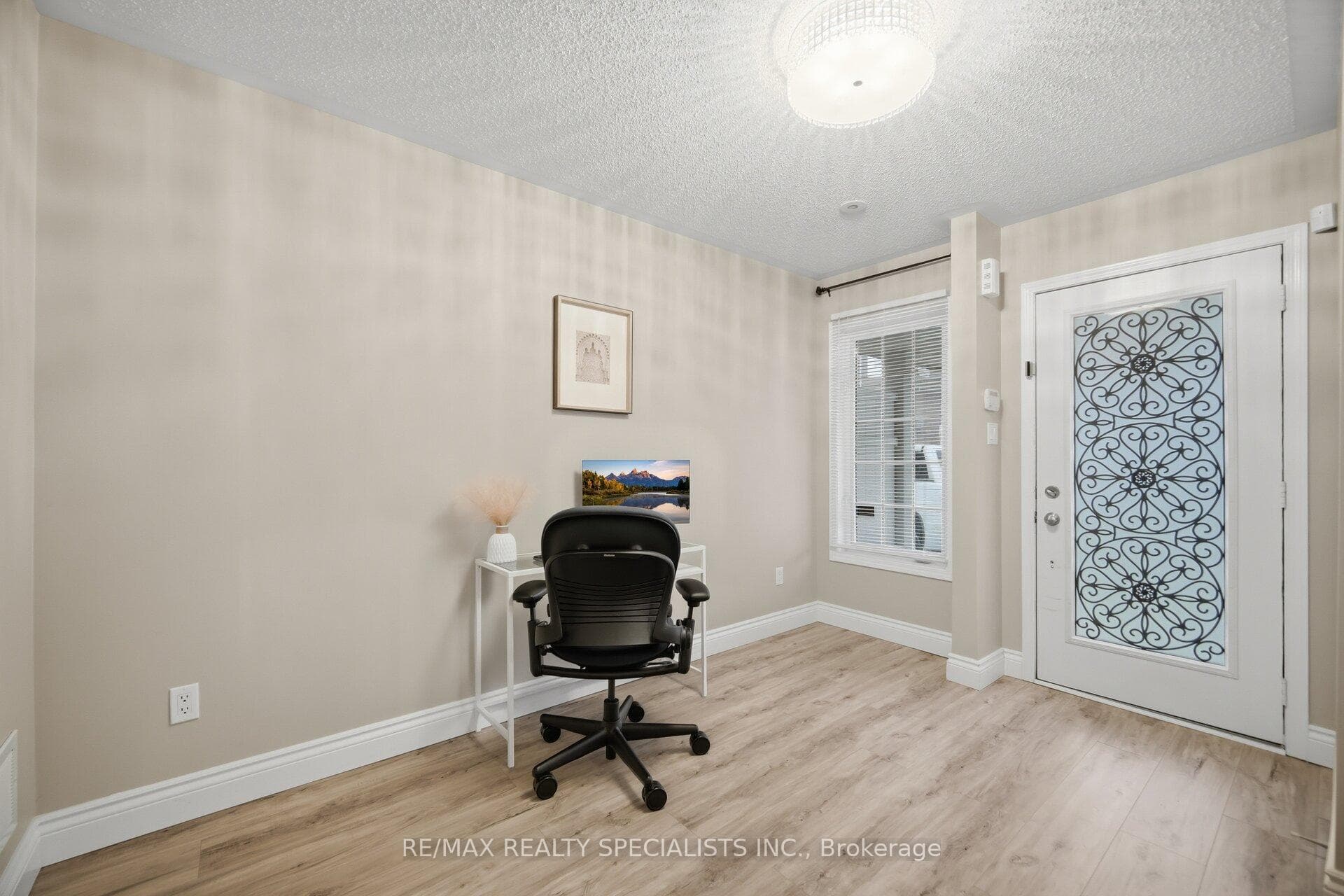 932 Sprague Place photo 7