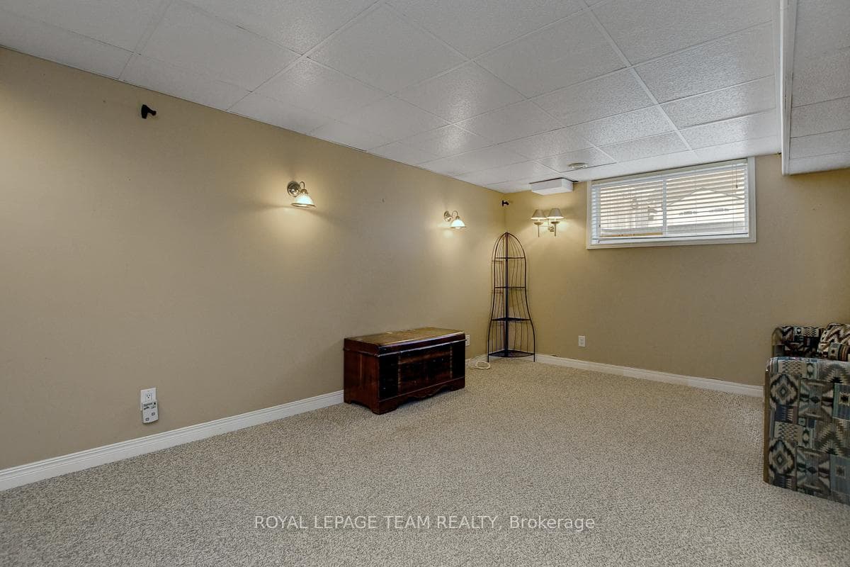 36 Bridgestone Drive photo 32