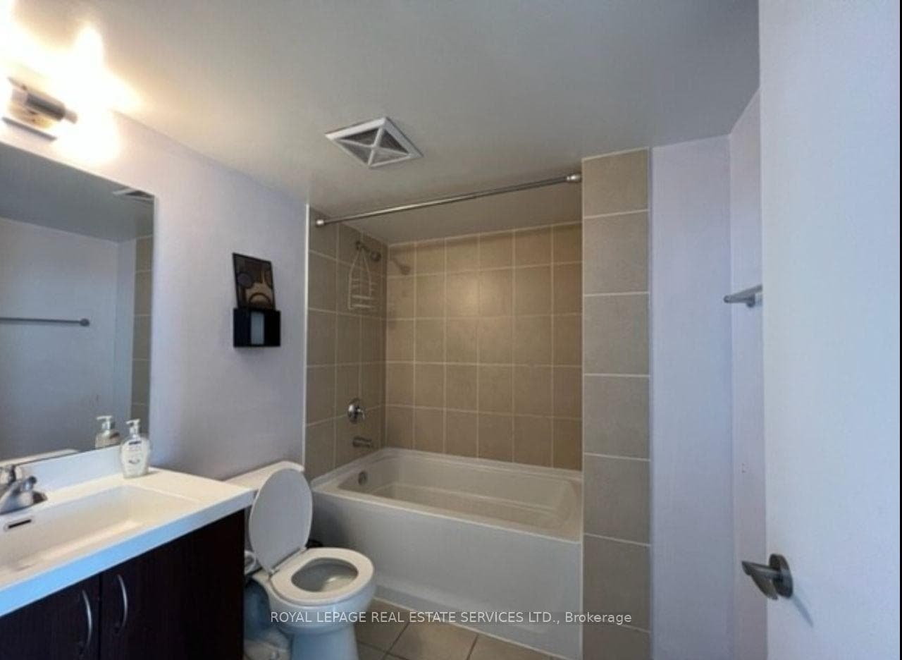830 Lawrence Avenue Unit 2508 photo 6
