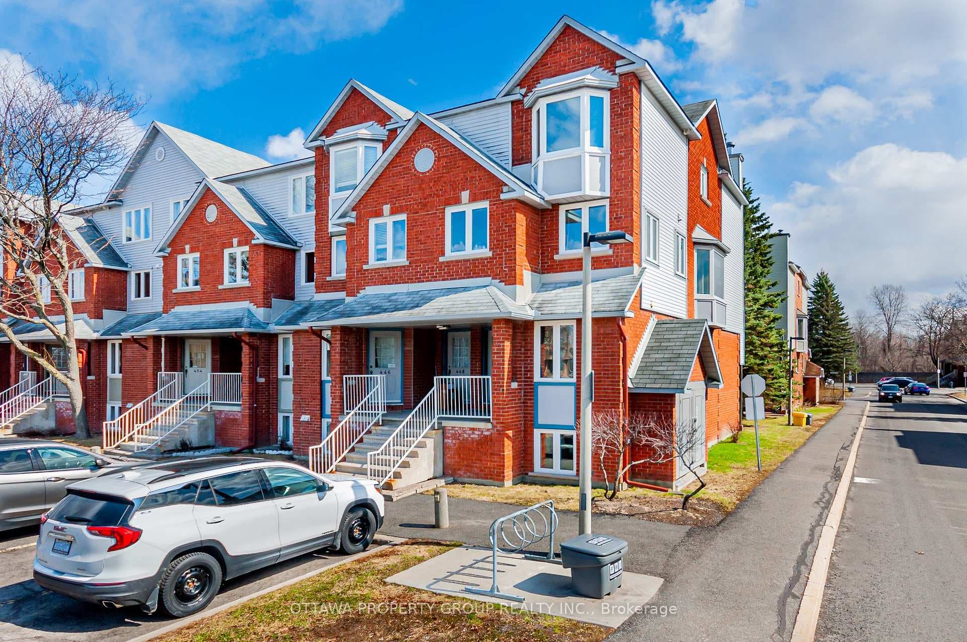 442 Briston Private photo 1