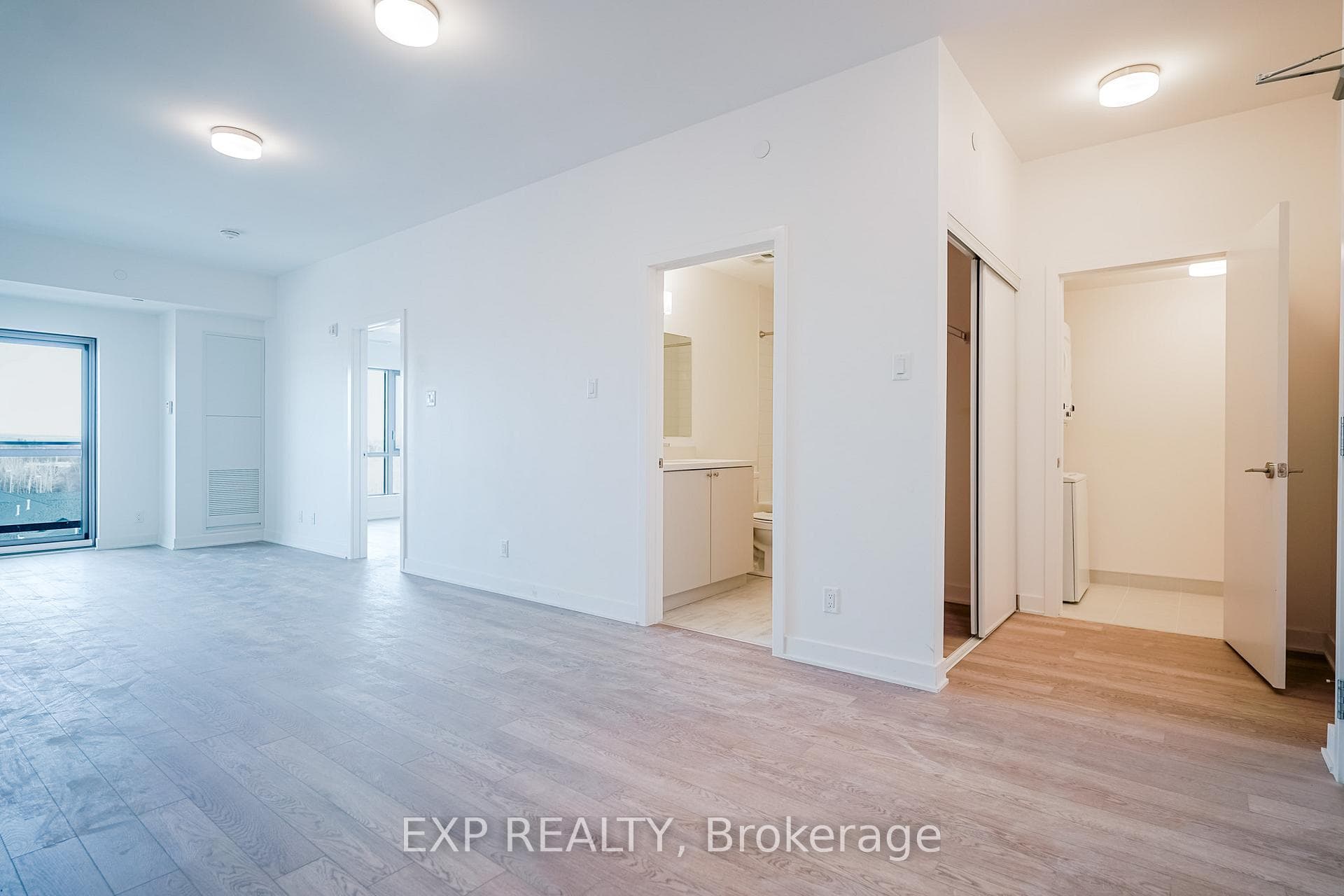 55 Clarington Boulevard Unit 806 photo 11