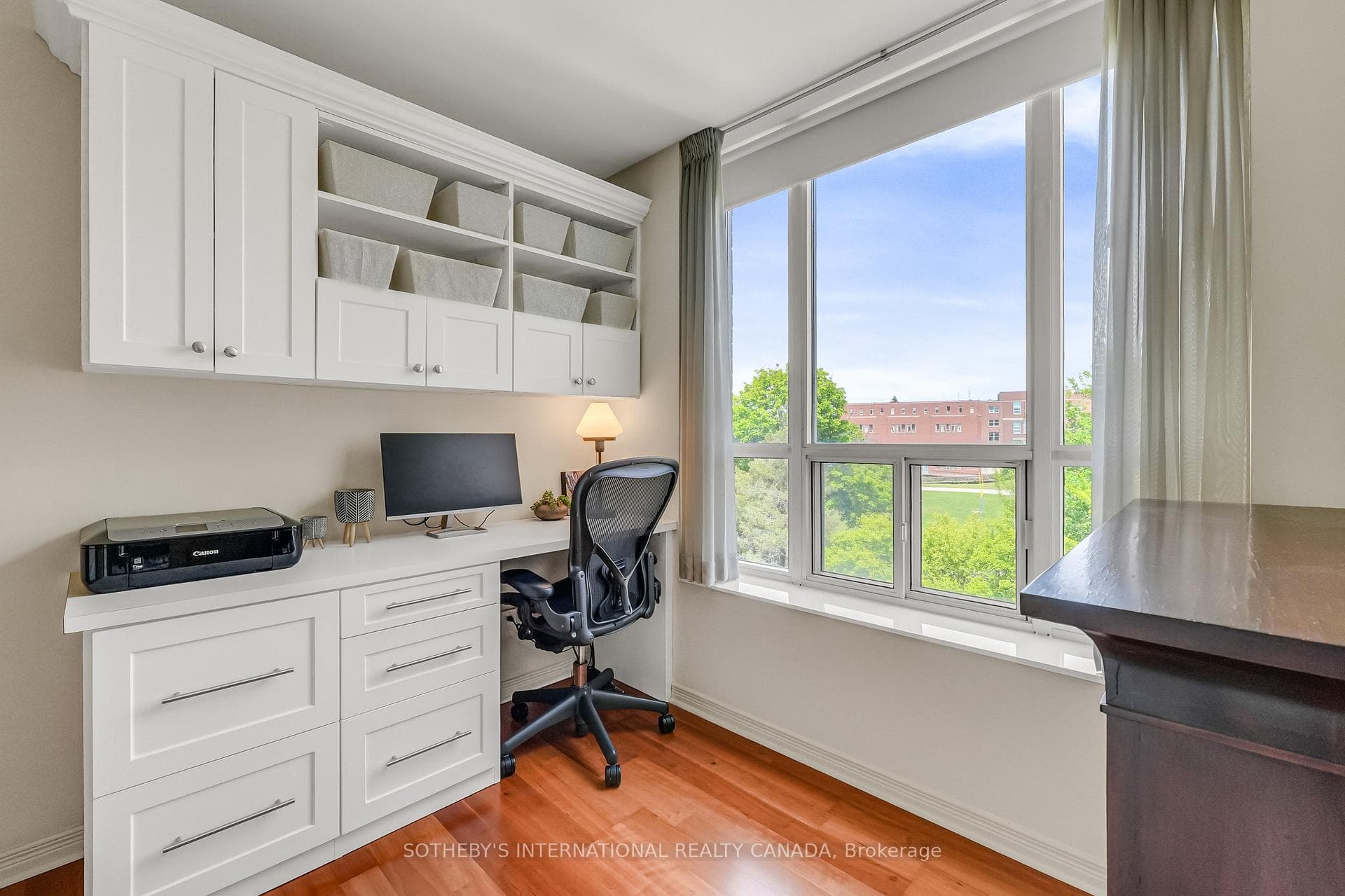 455 Rosewell Avenue Unit 417 photo 17