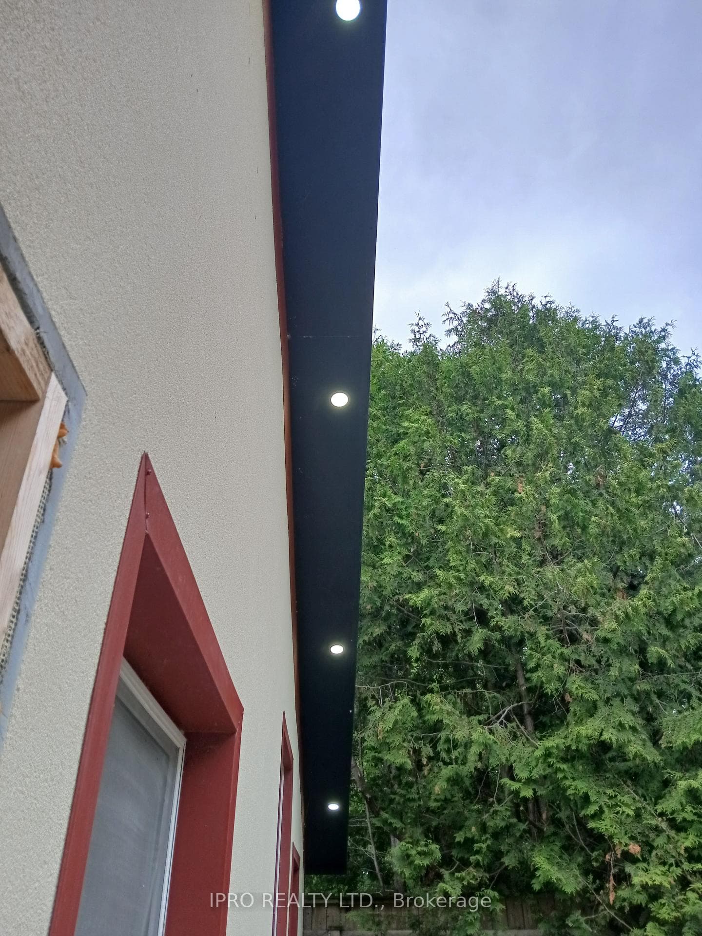 7 Deverell Lane photo 2