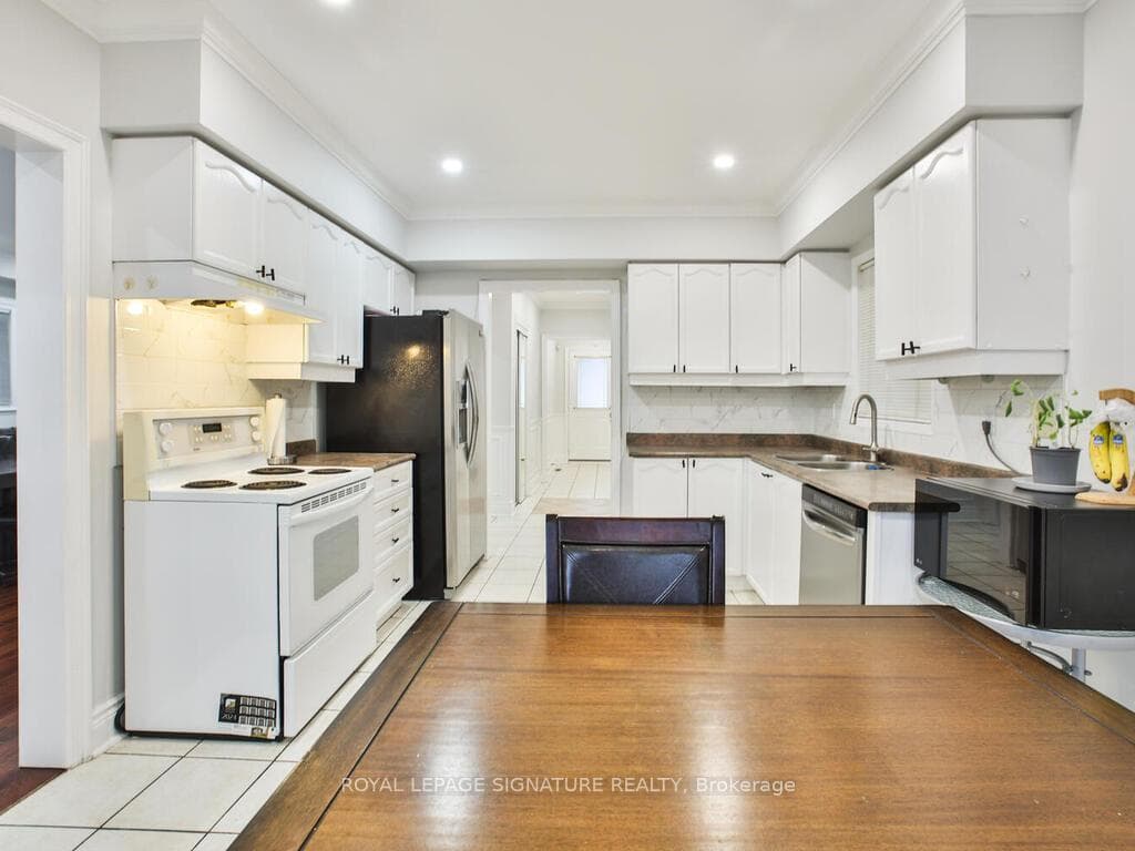 23 Rocksprings Avenue photo 9