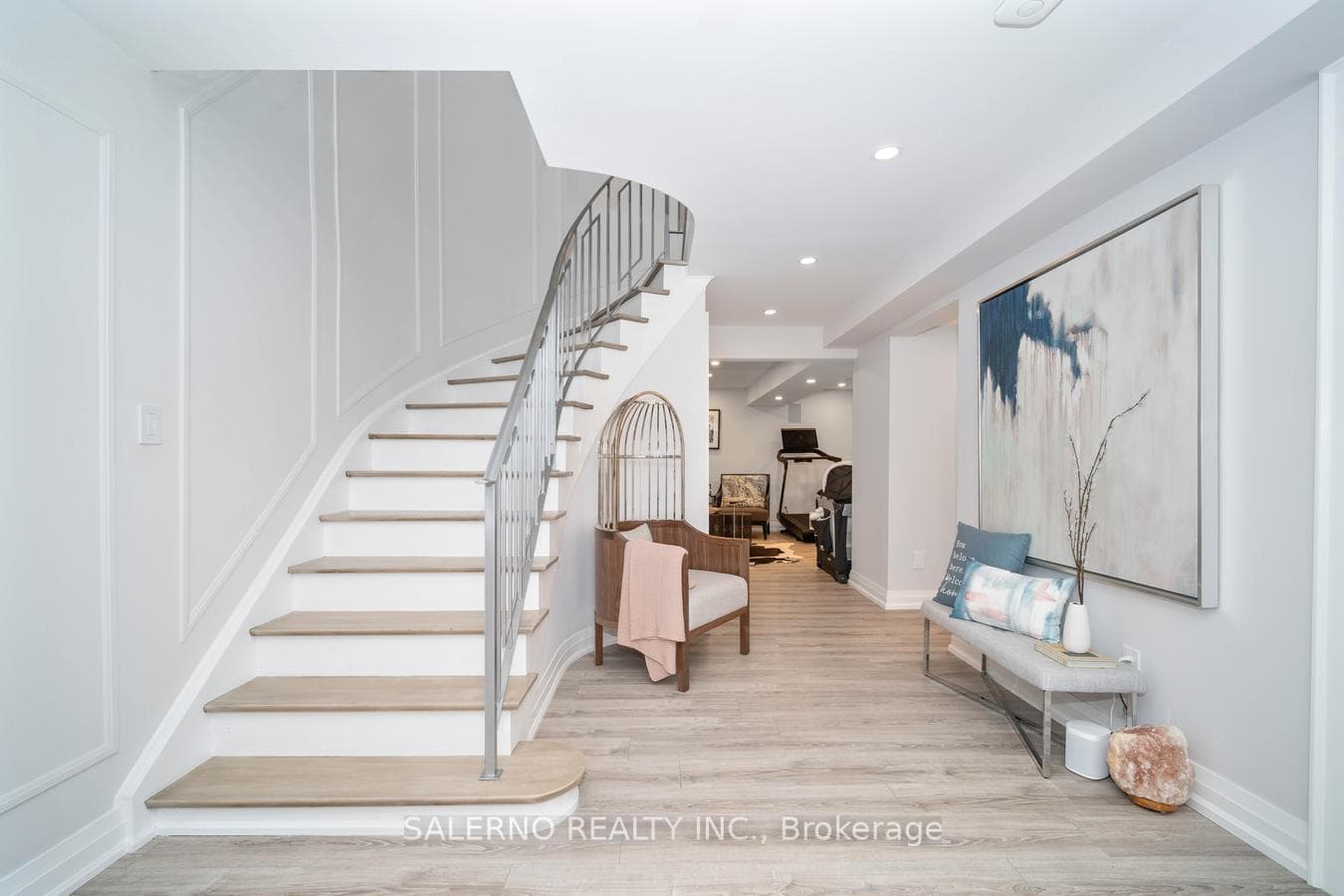 552 Vaughan Mills Road photo 34