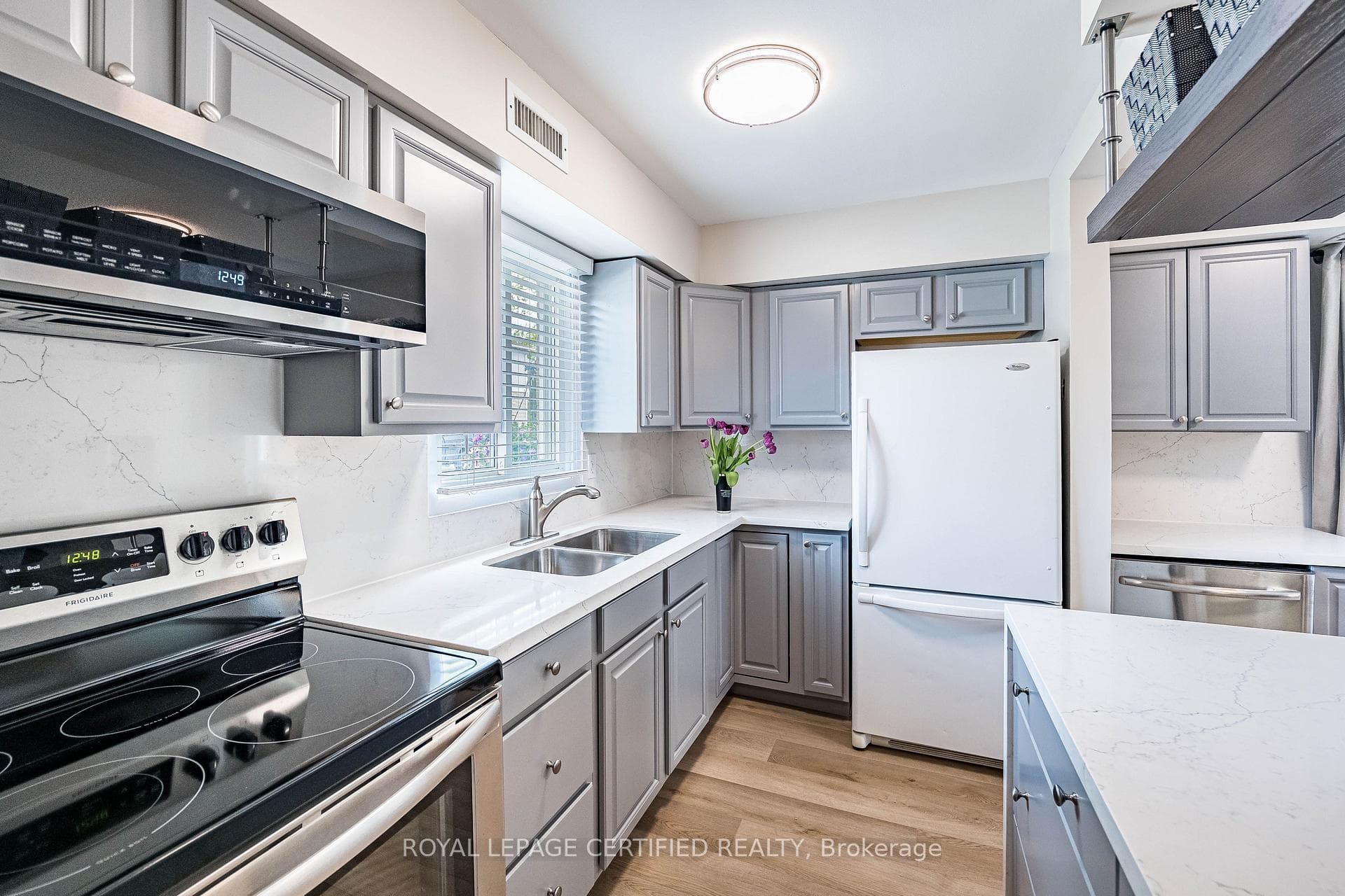 17 Holmcrest Court photo 10