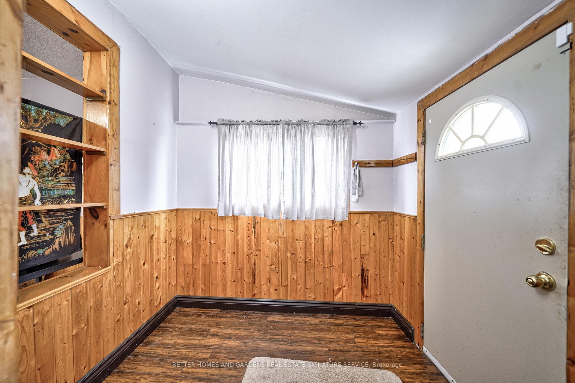 137 Eby Street photo 6