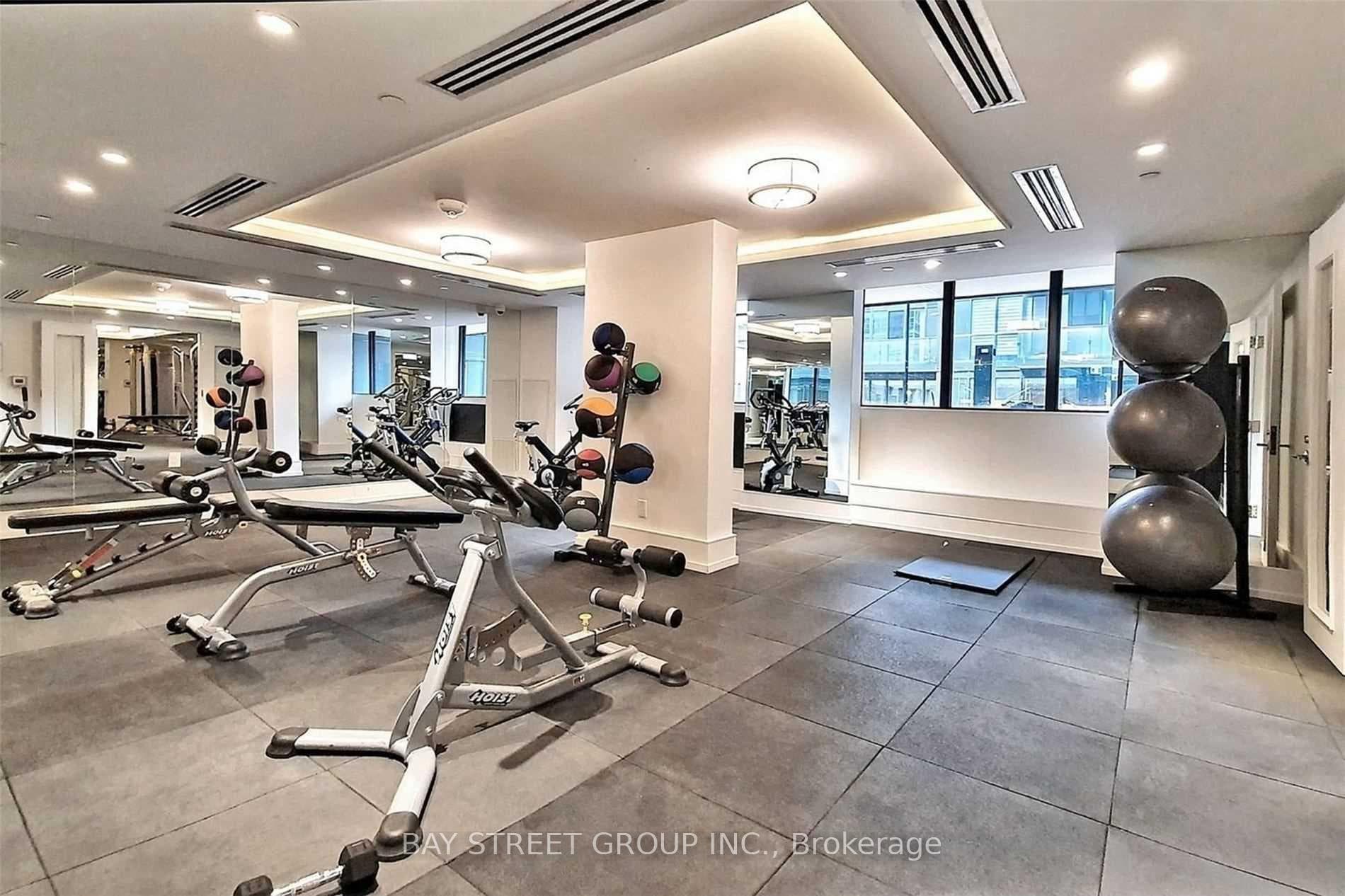 955 Bay Street Unit 2510 photo 17