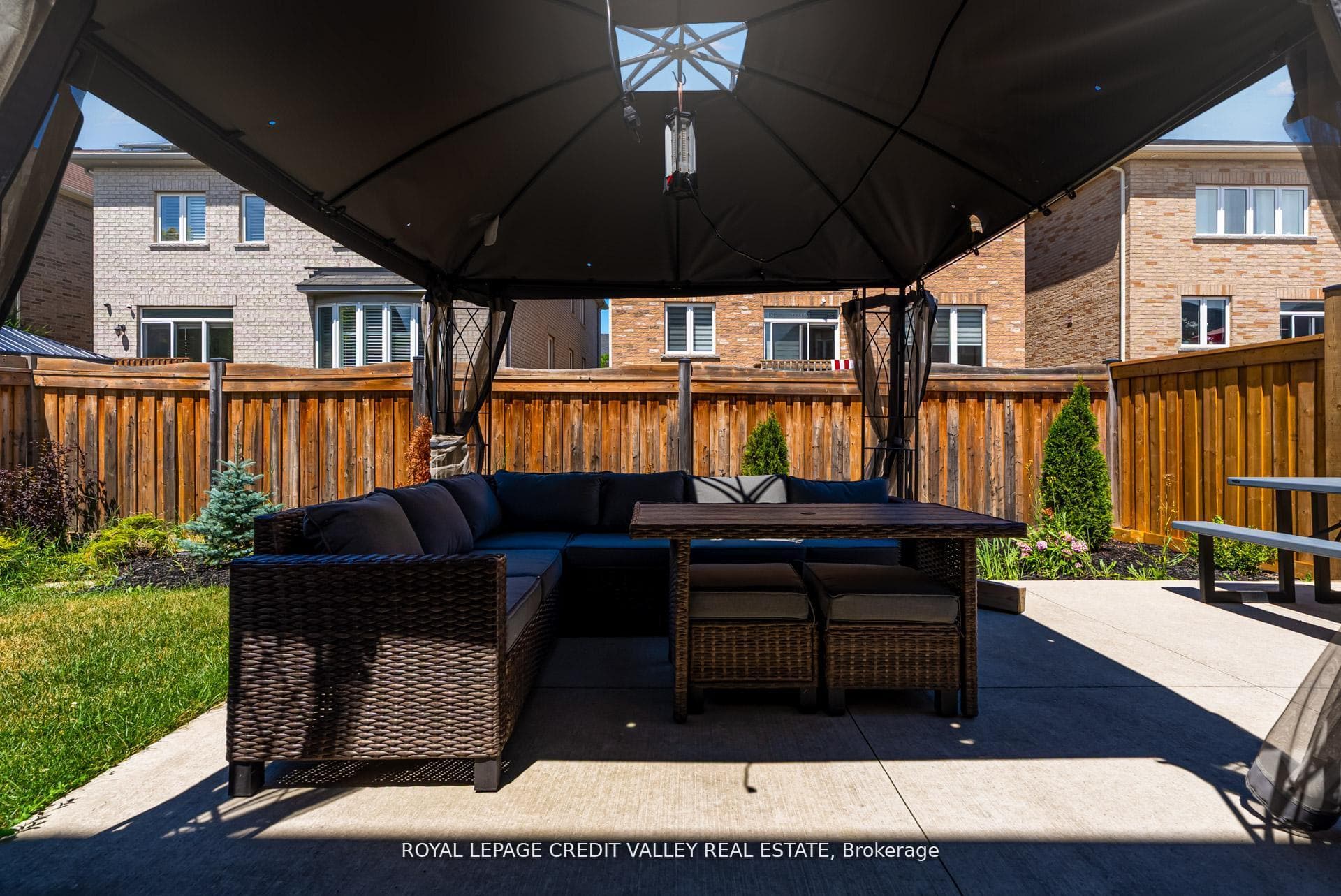 44 Walbrook Road photo 49