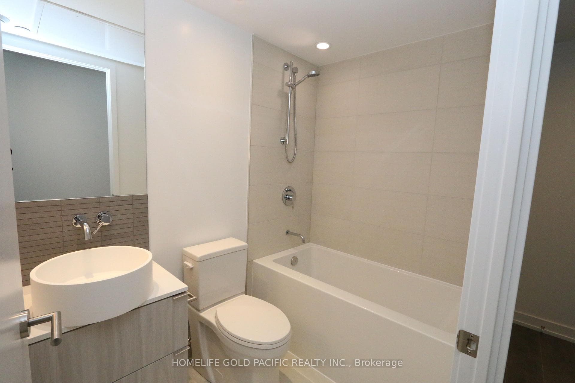 161 Roehampton Avenue Unit 1203 photo 13