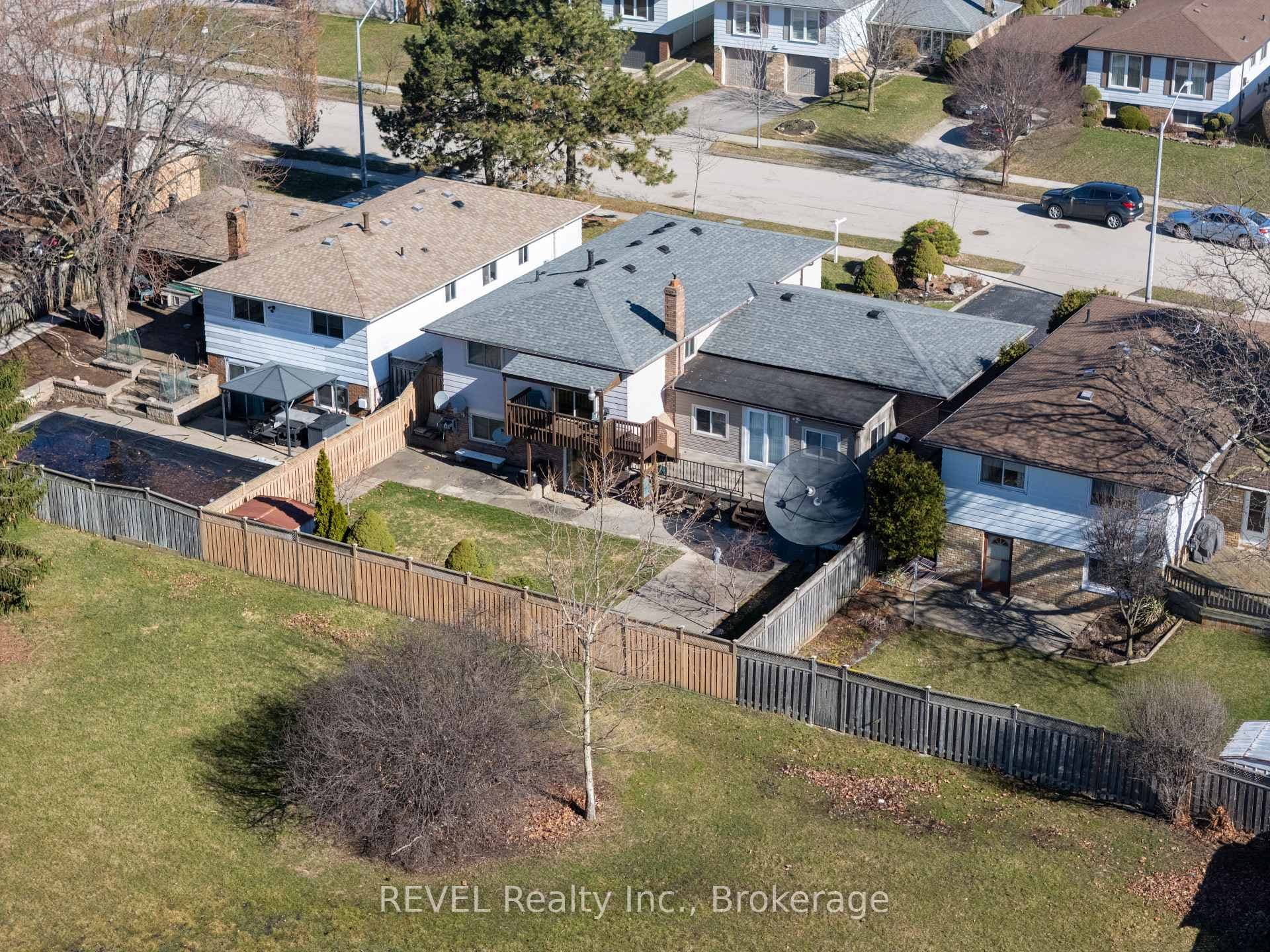 19 Lynwood Drive photo 47