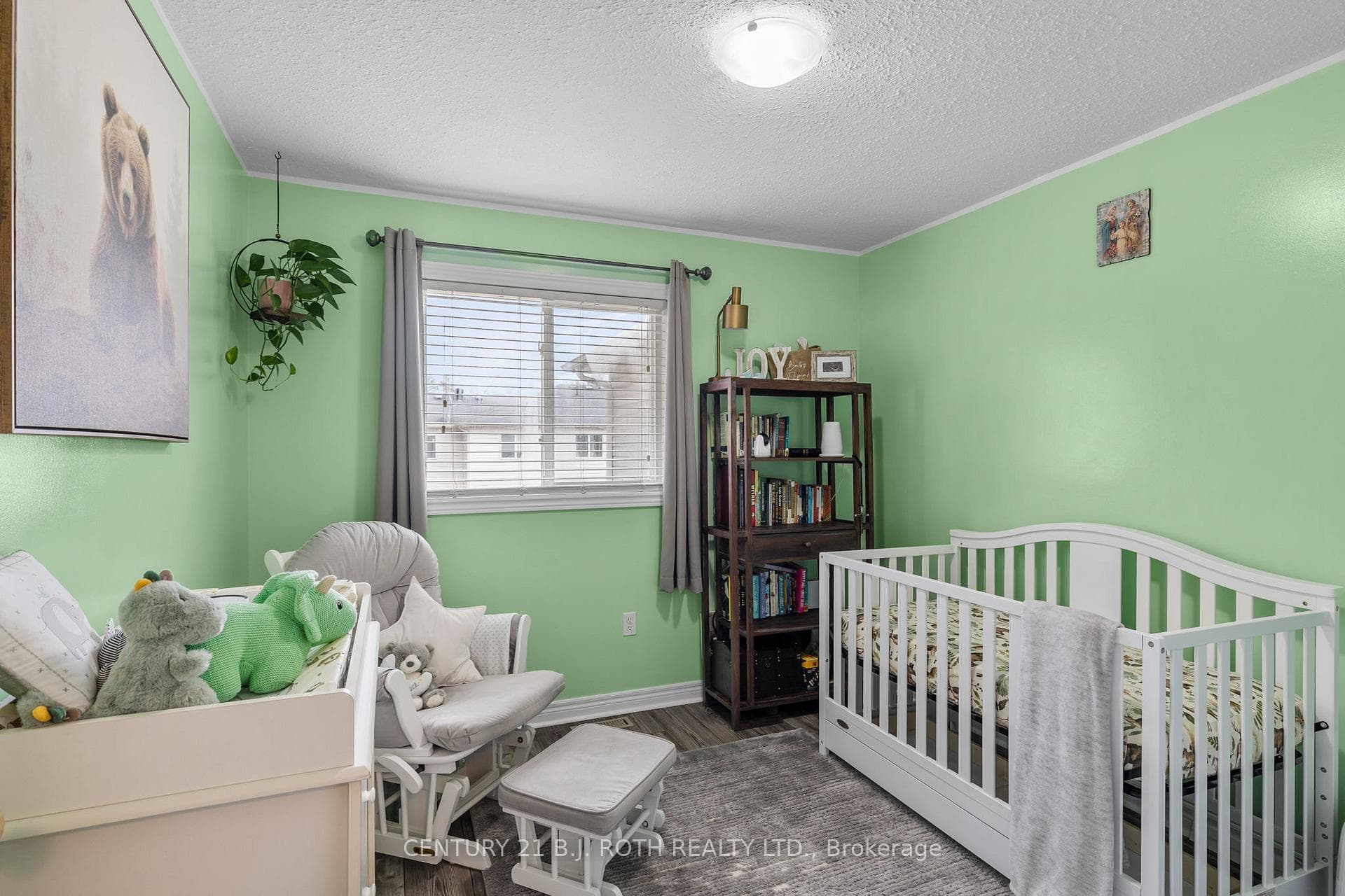 144 PINE Street photo 16
