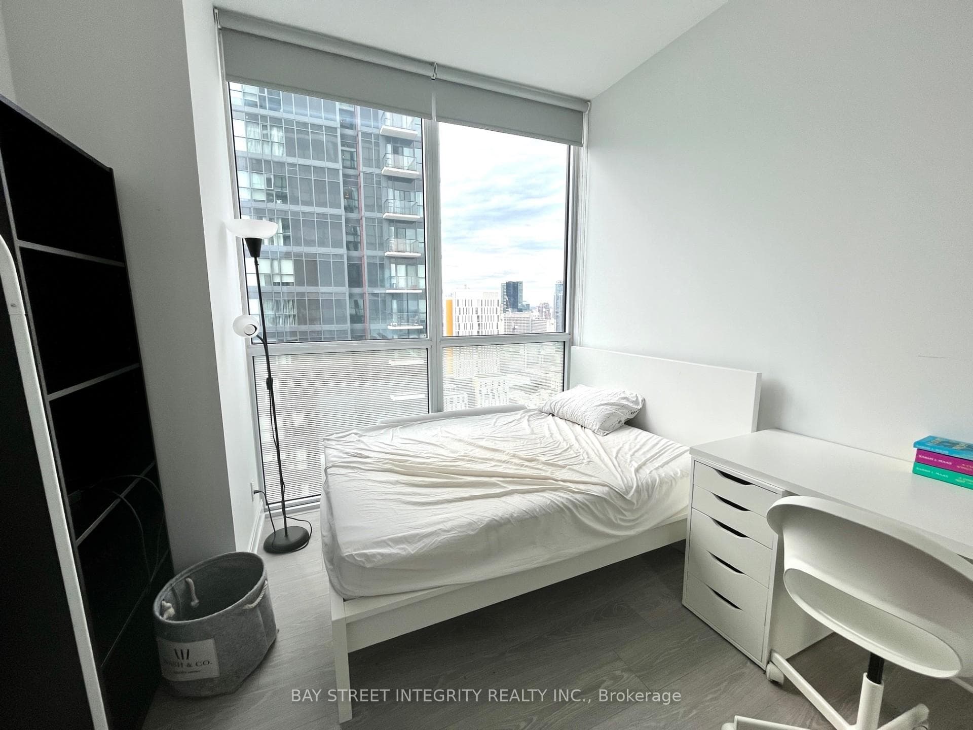 181 Dundas Street Unit 3610 photo 8