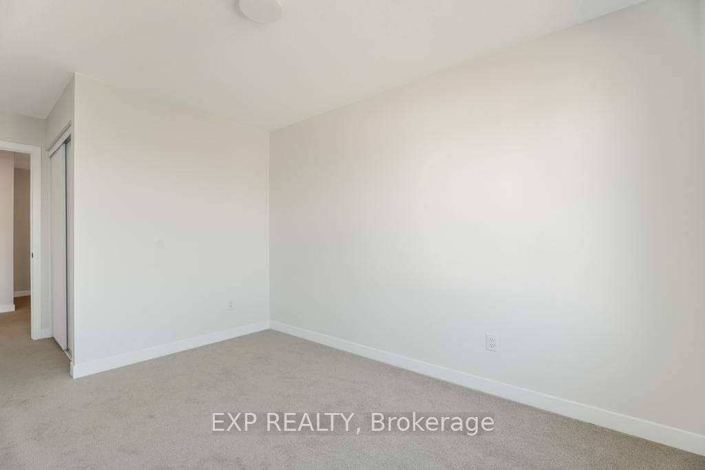 641 Quilter Row photo 27