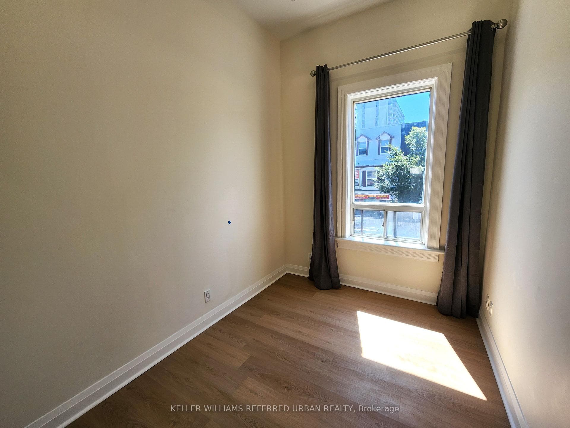 998 Bloor Street Unit 2 photo 7