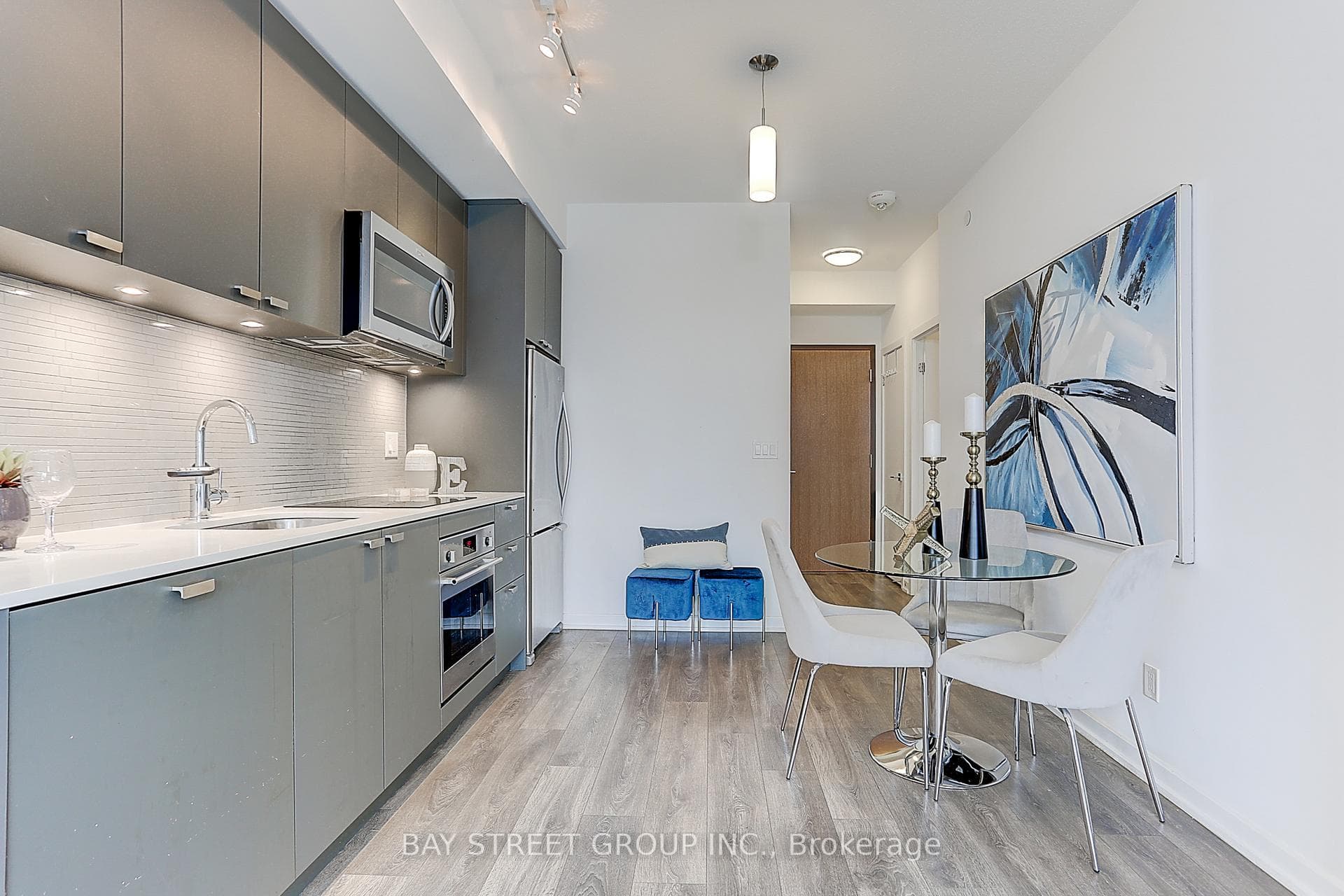 56 Forest Manor Road Unit 1205 photo 17