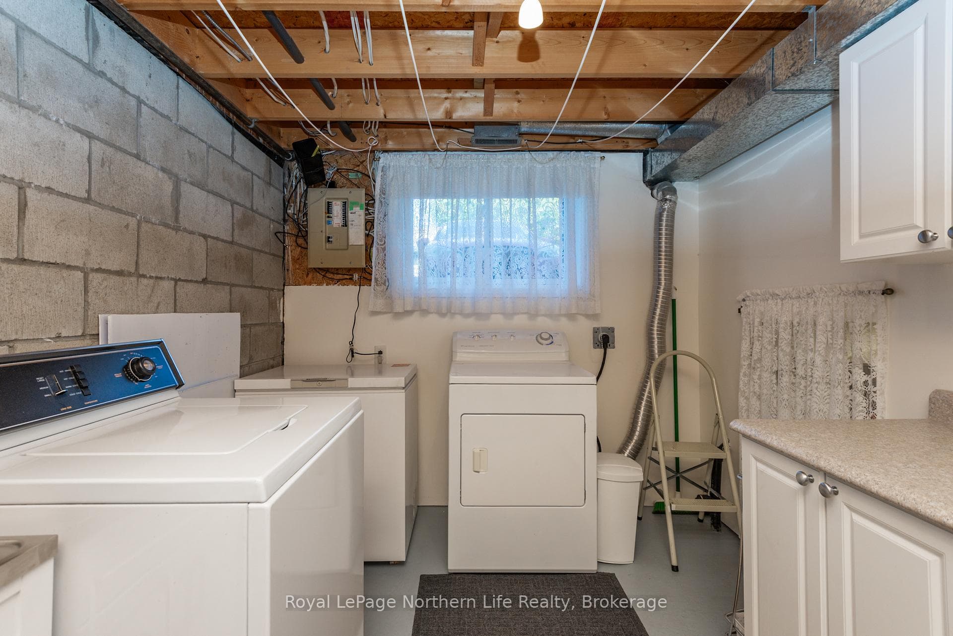 624 Lakeshore Drive Unit 22 photo 49