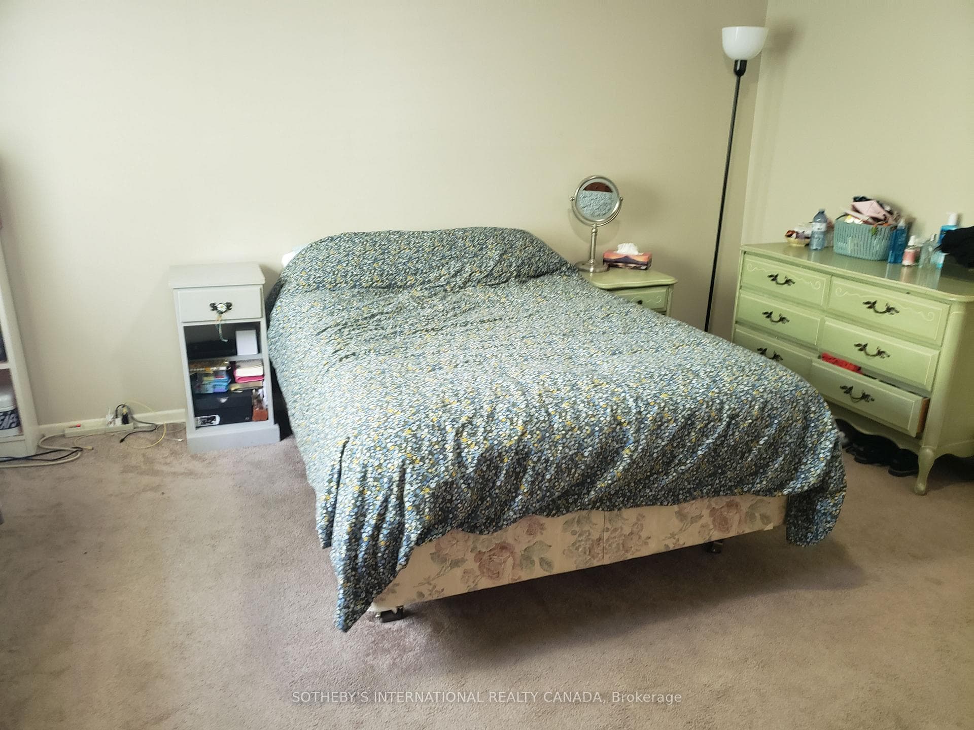 1855 Maple Ridge Drive Unit 15 photo 18