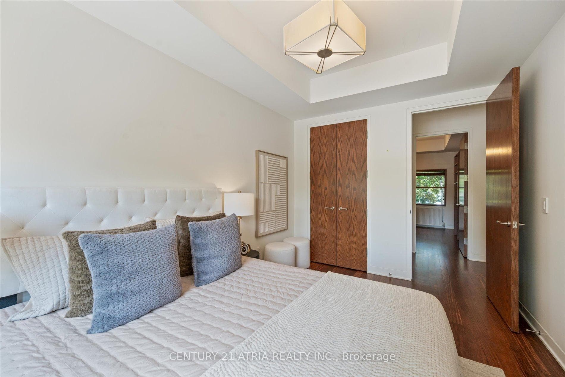80 Glenvale Boulevard photo 25