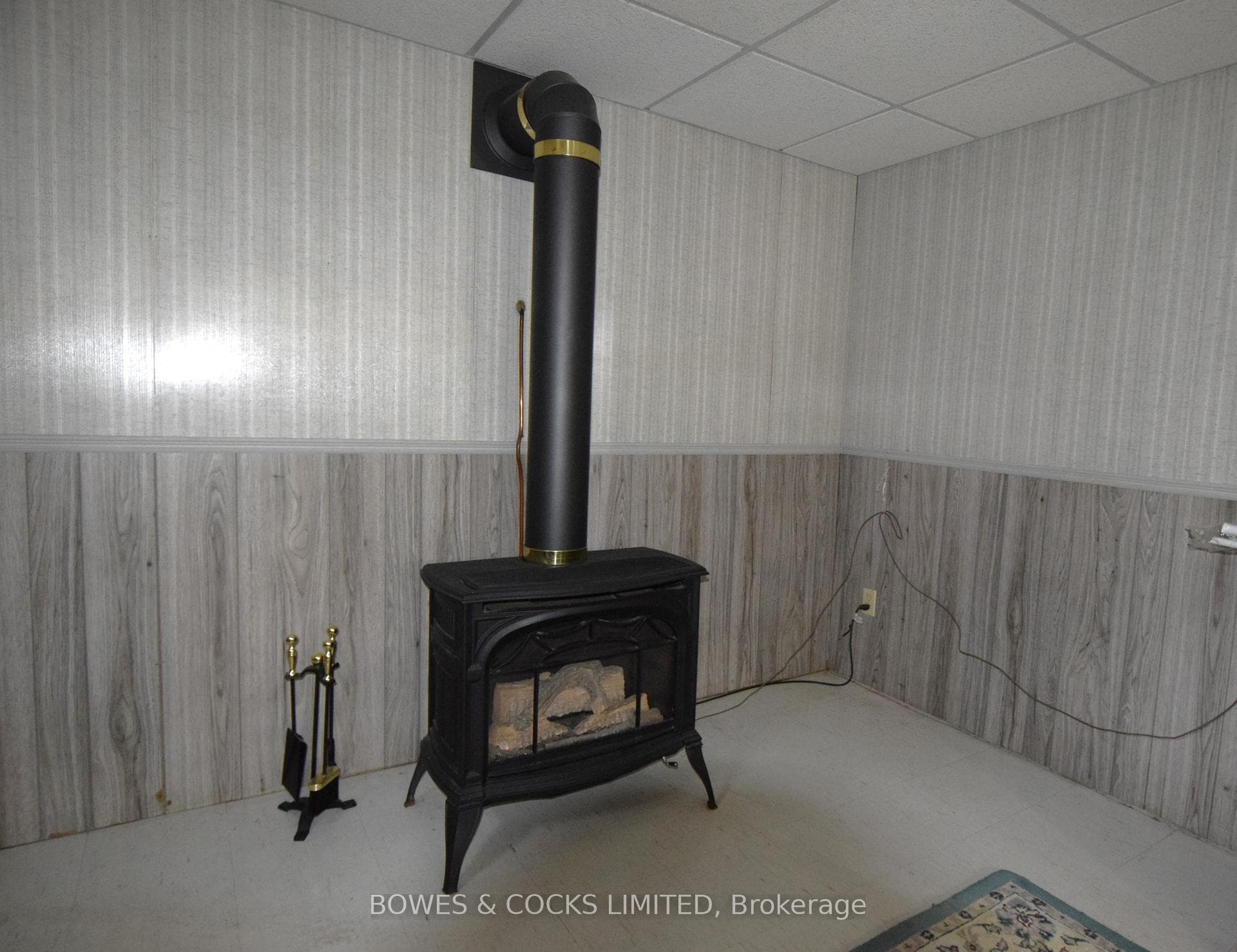 2857 Brumwell Street photo 35