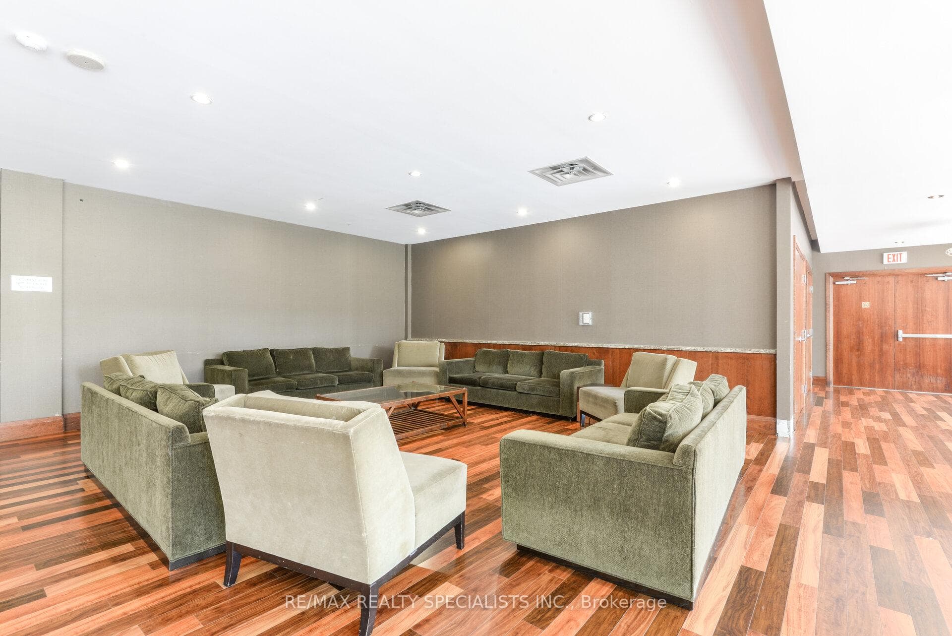 4090 Living Arts Drive Unit 1808 photo 18