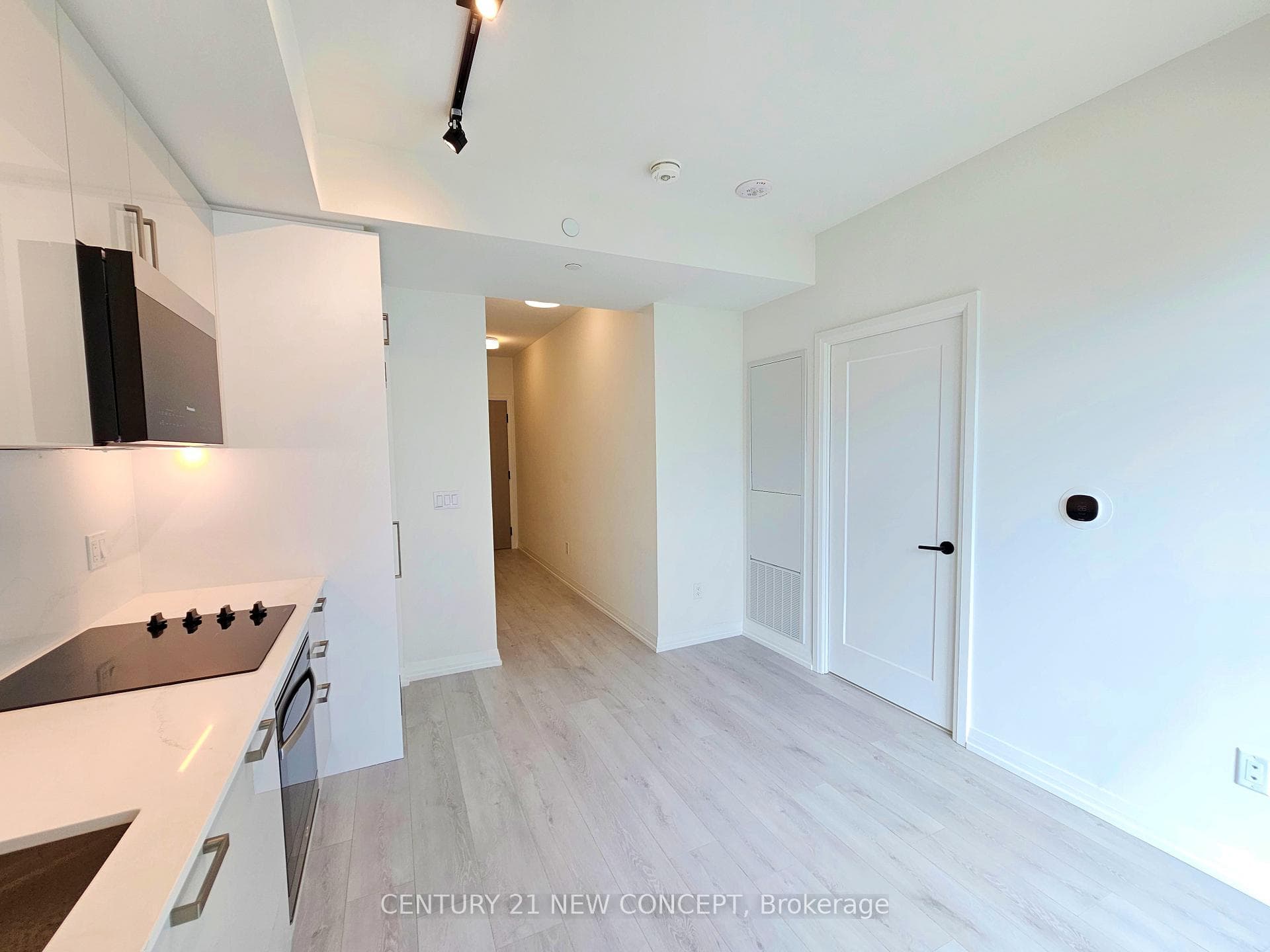 Spacious Layout With Smart Lighting Features