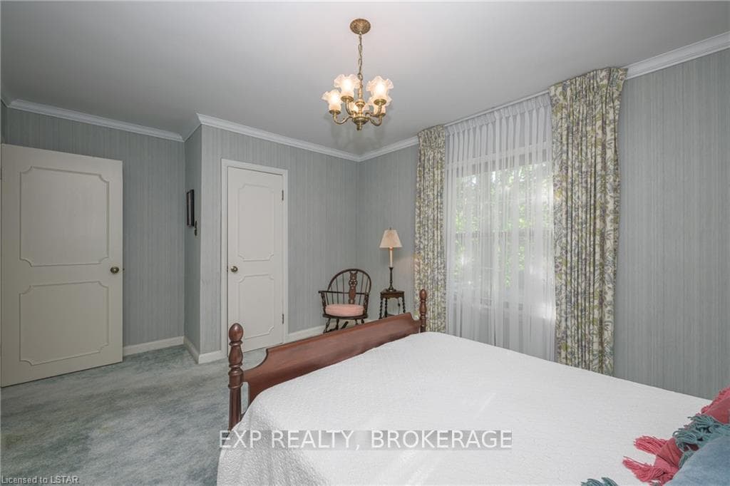 38 BRAEMAR Crescent photo 35