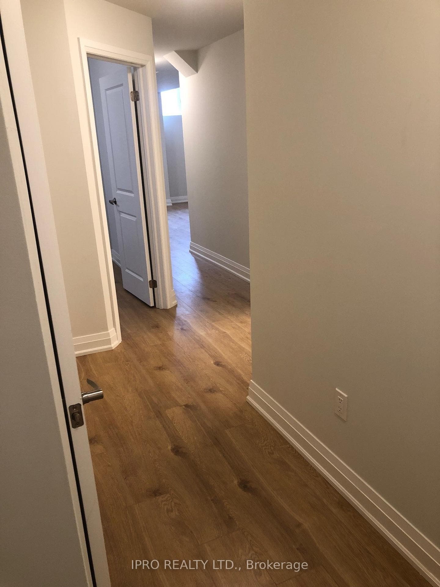 25 Gladmary Drive Unit Bsmt photo 8
