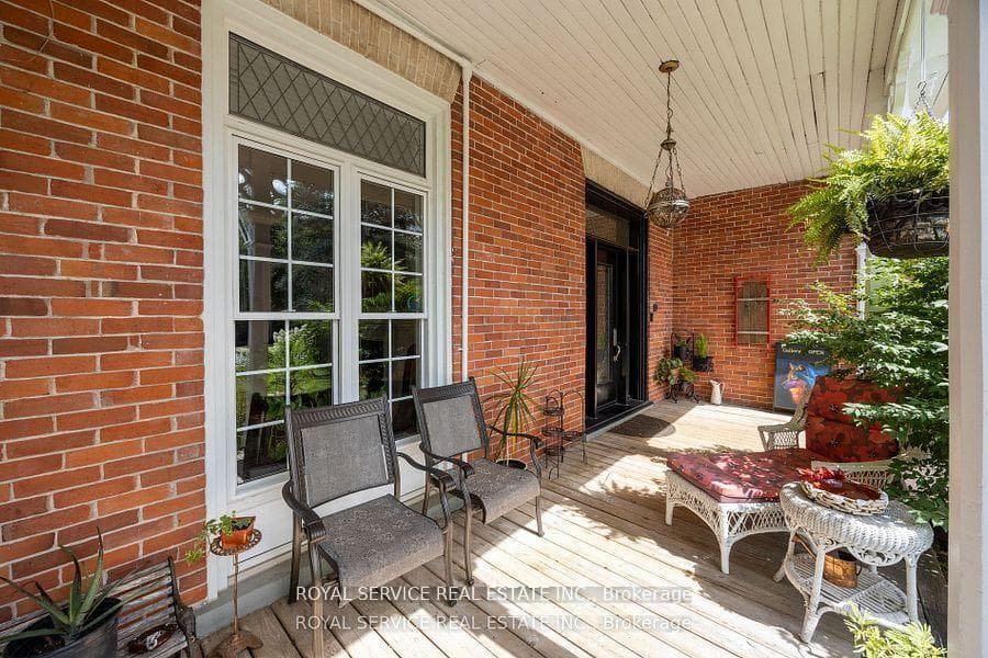 60 King Street photo 3