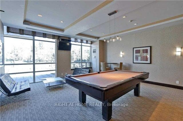 3504 Hurontario Street Unit 907 photo 23