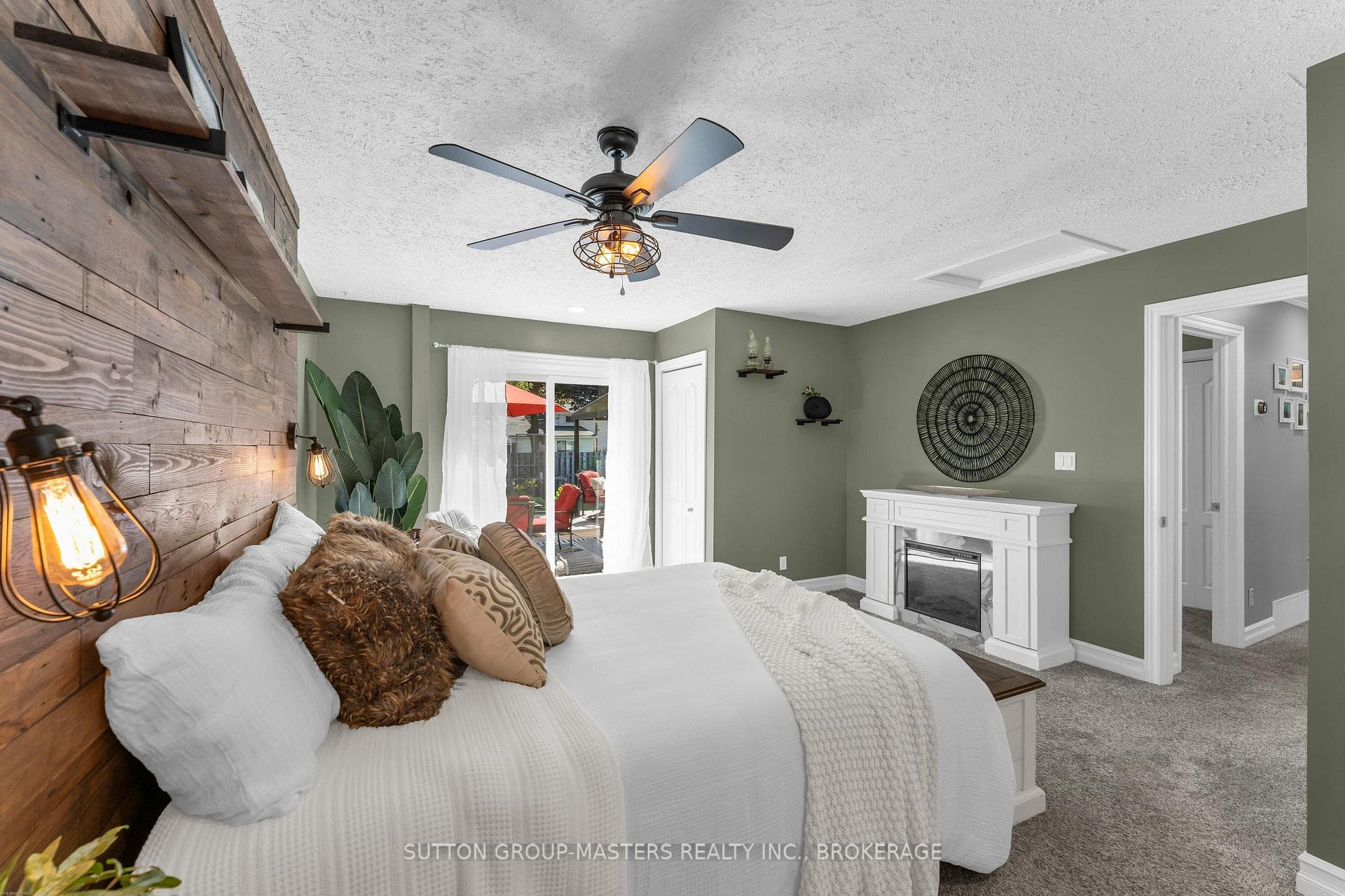 11 Chesterfield Drive photo 19