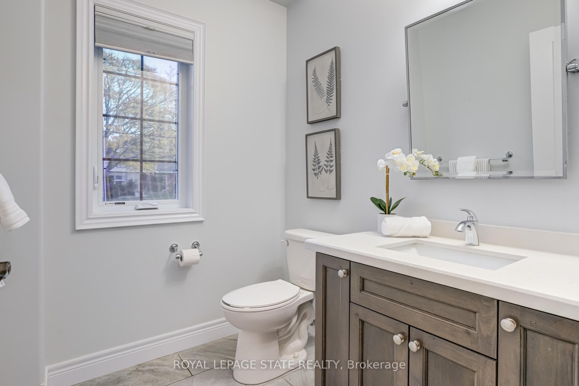 175 Oakhill Place photo 20