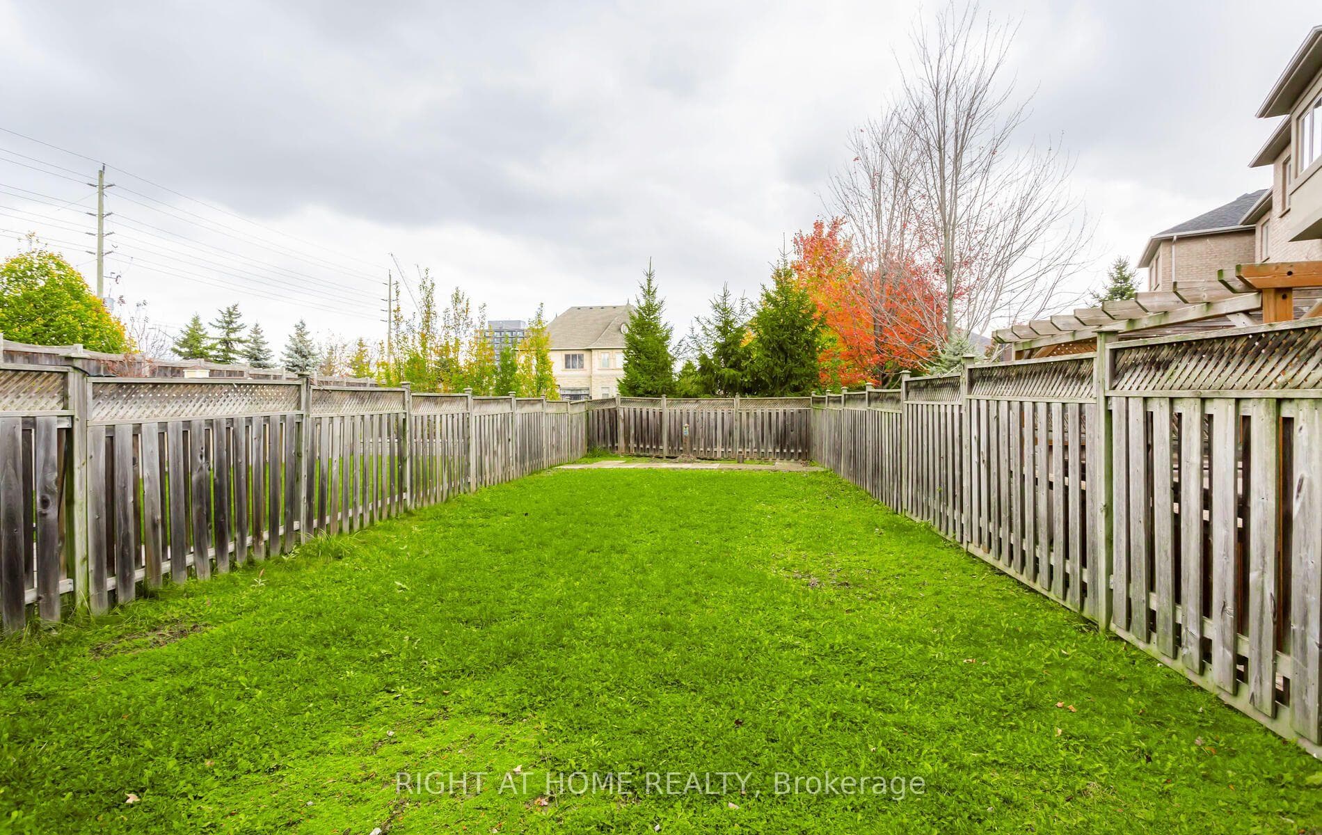 2419 Wasaga Drive photo 42