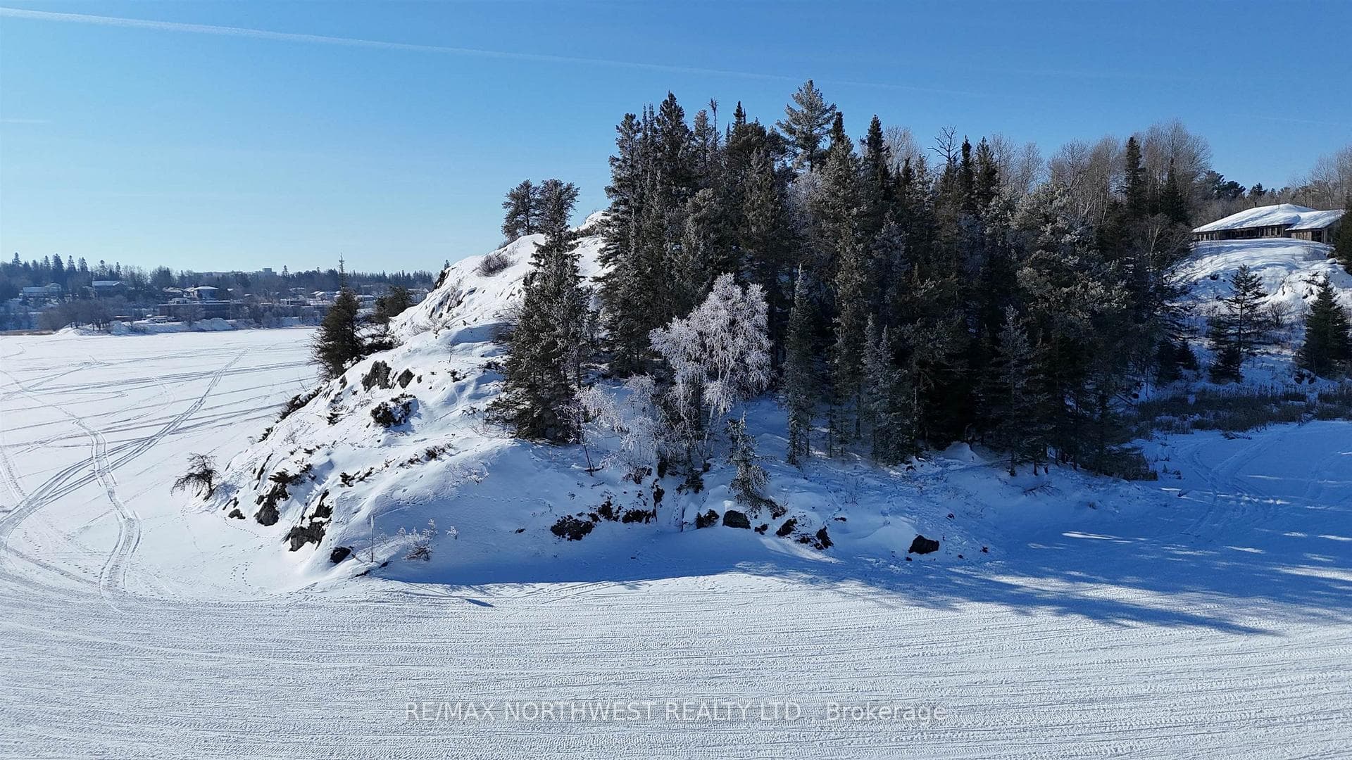 1319 LAURENSON LAKE photo 11