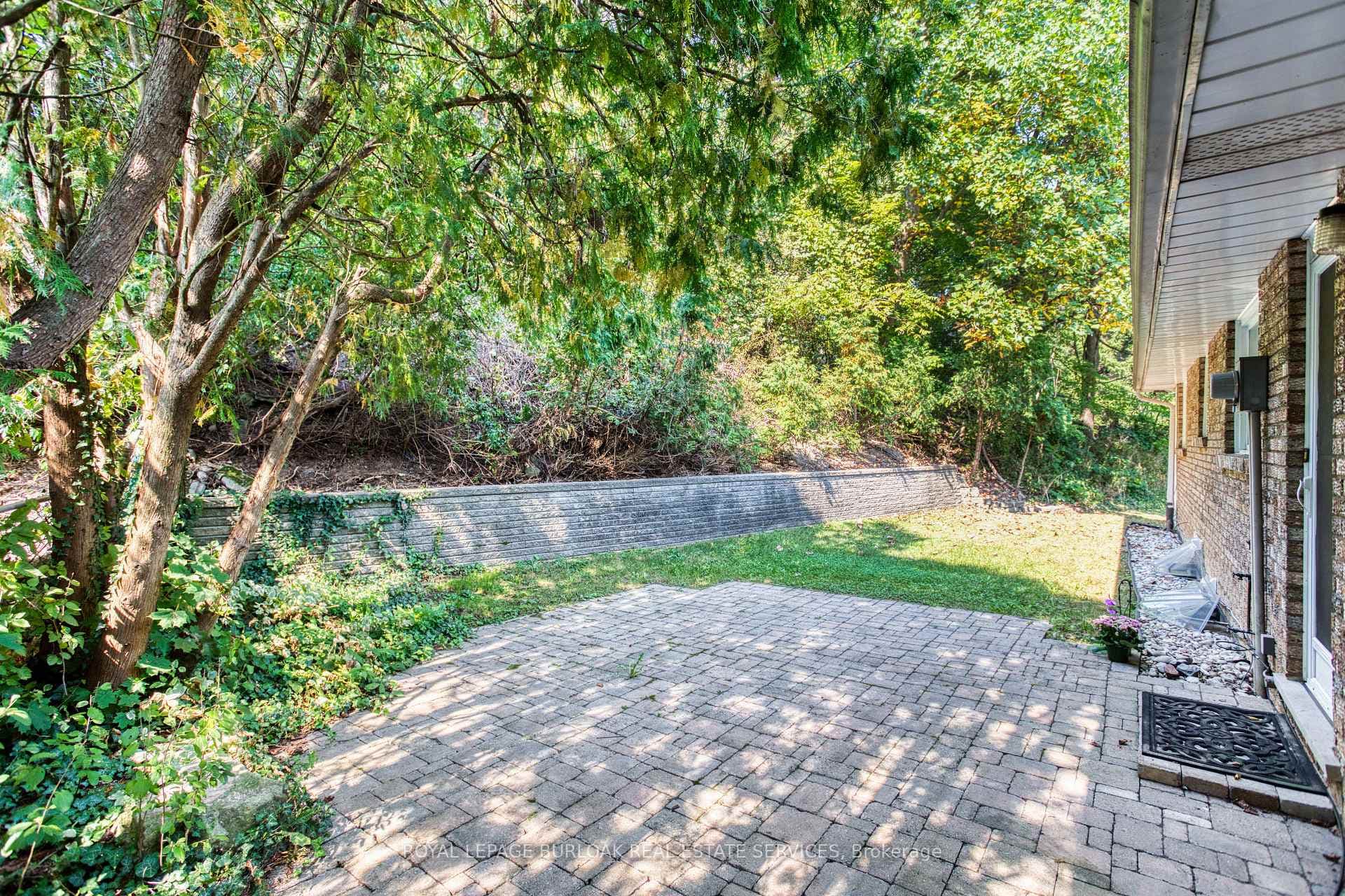 38 Robinhood Drive photo 30