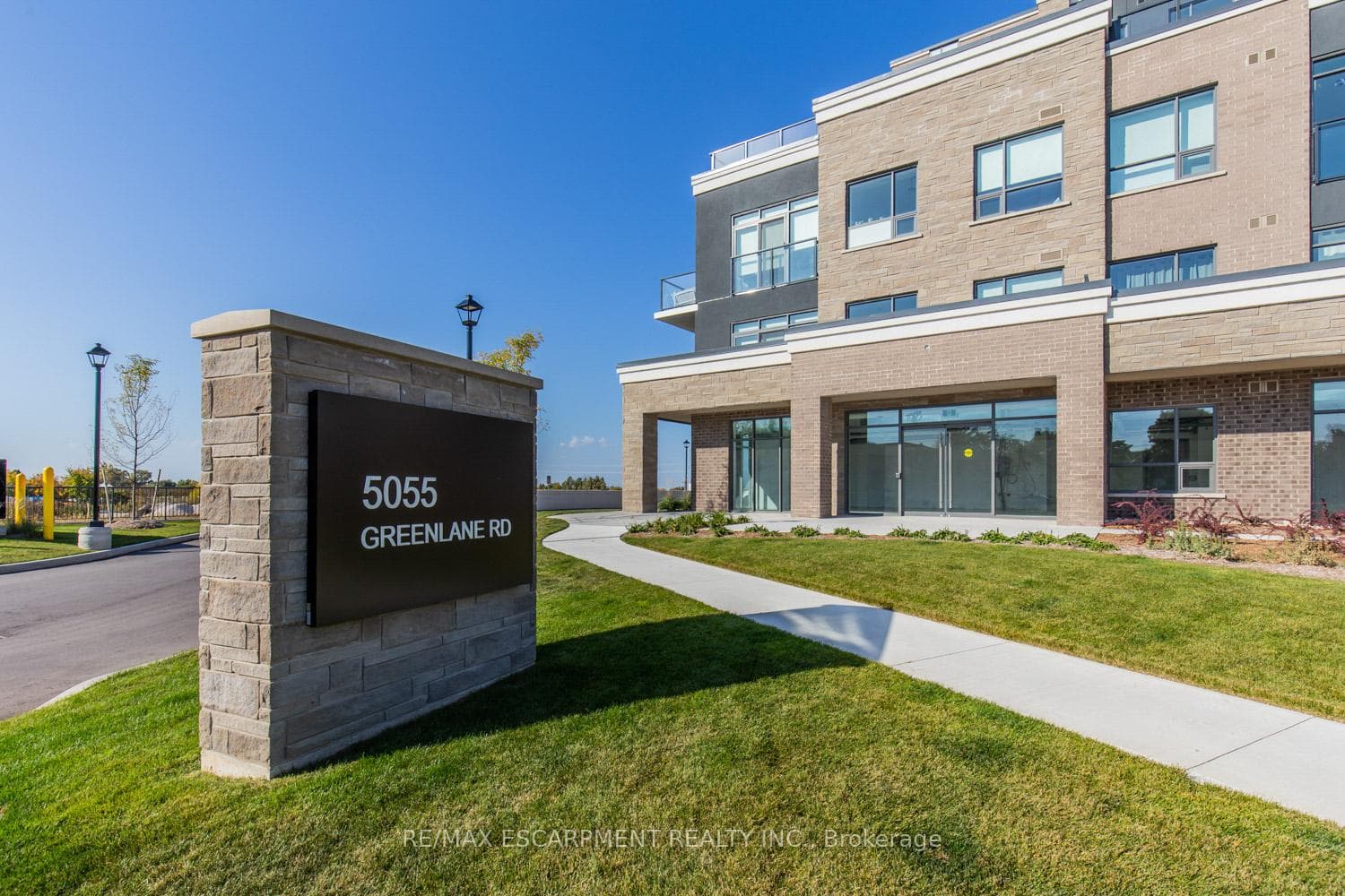 5055 Greenlane Road Unit 612 photo 2