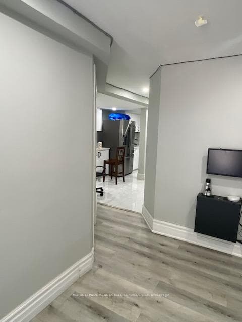 206 Carlton Street Unit B104 photo 12