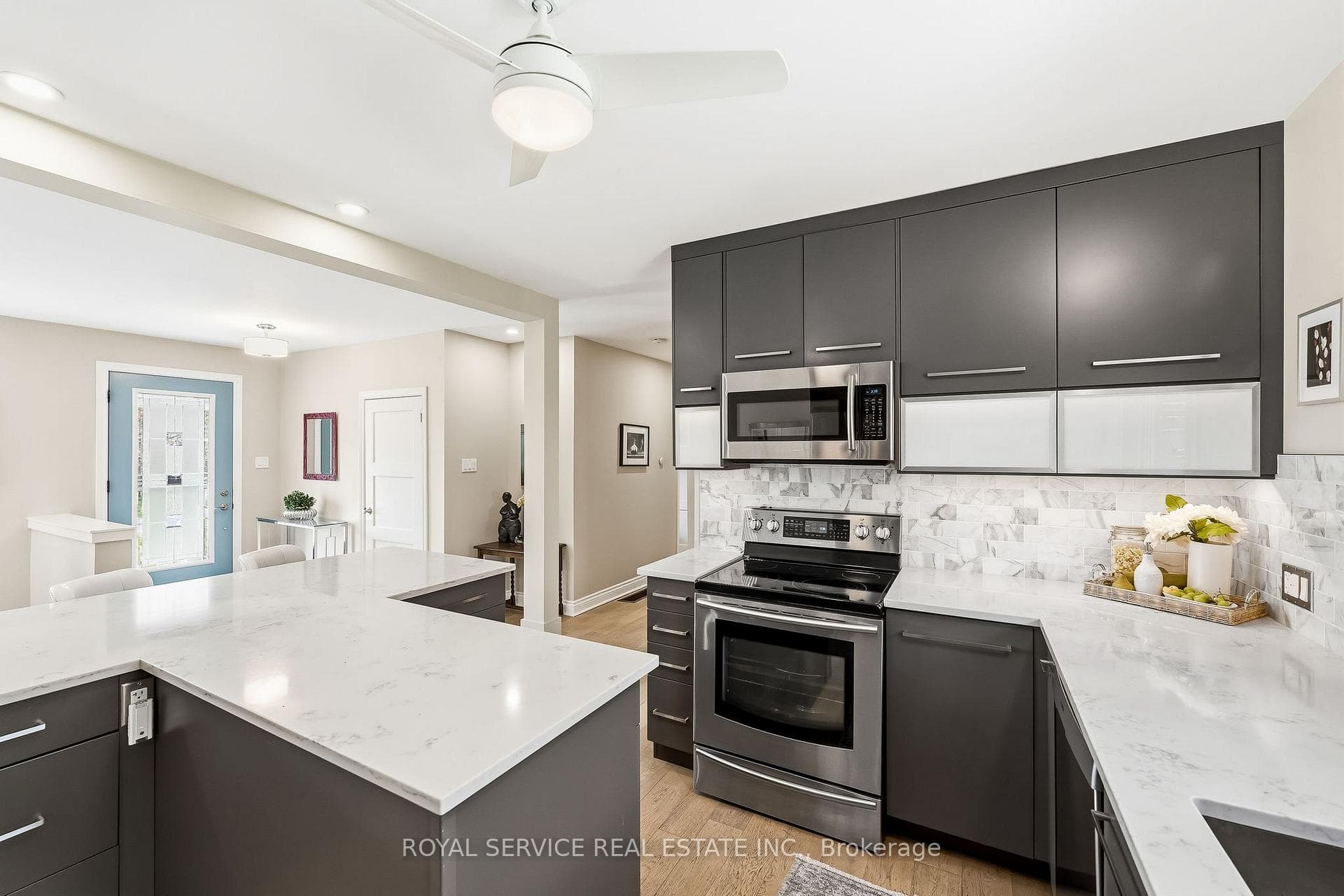 44 Springbrook Road photo 23
