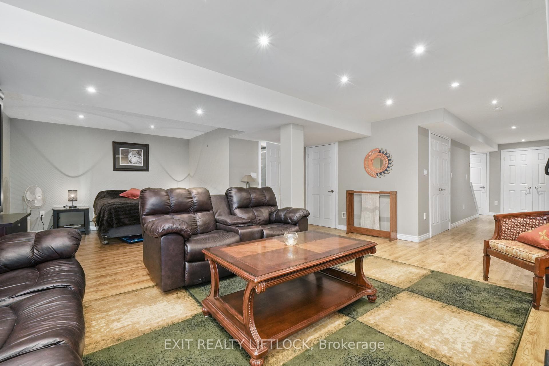 561 Garbutt Terrace photo 18