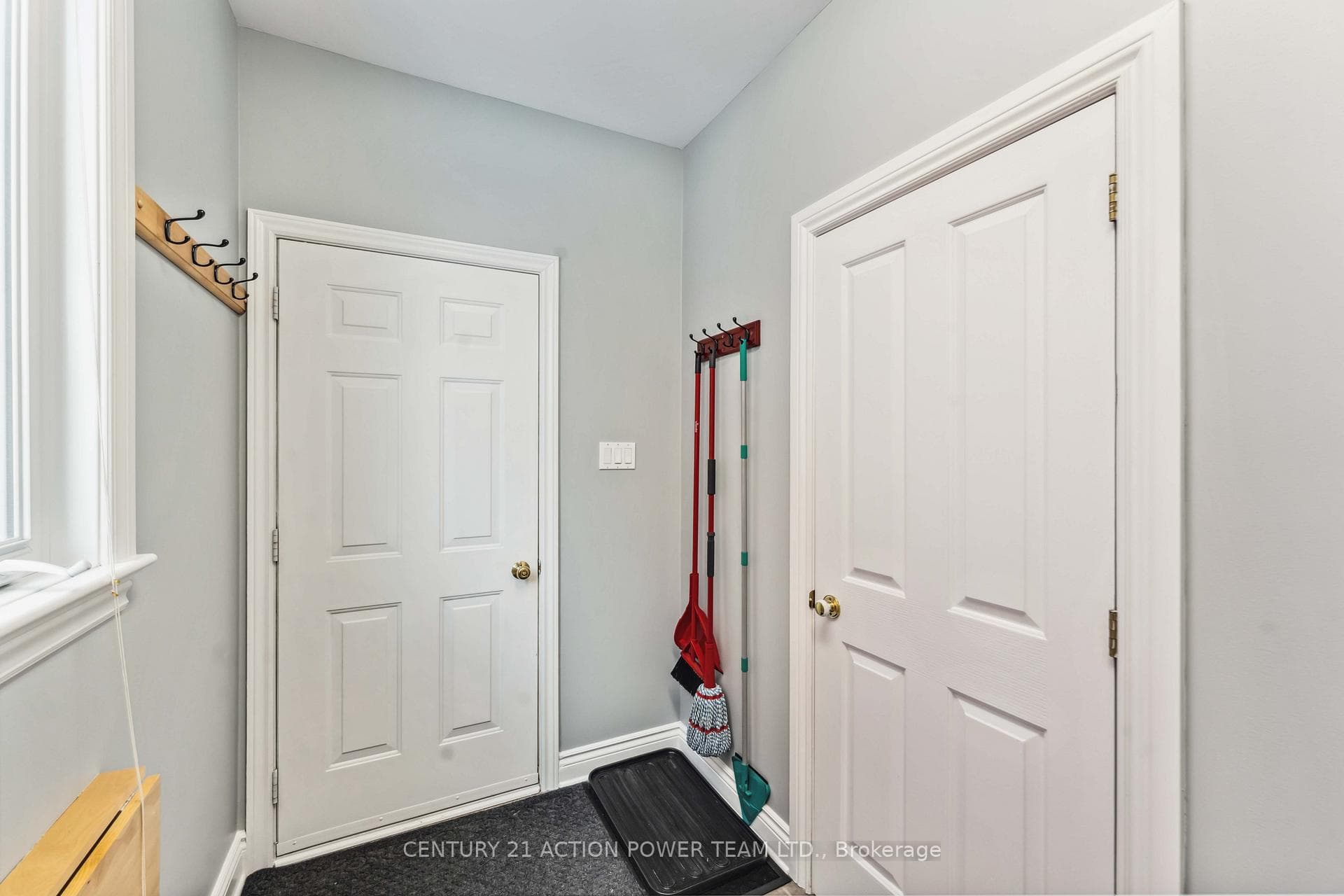 1392 Duford Drive photo 16
