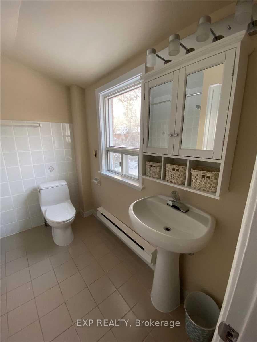 204 York Mills Road photo 12