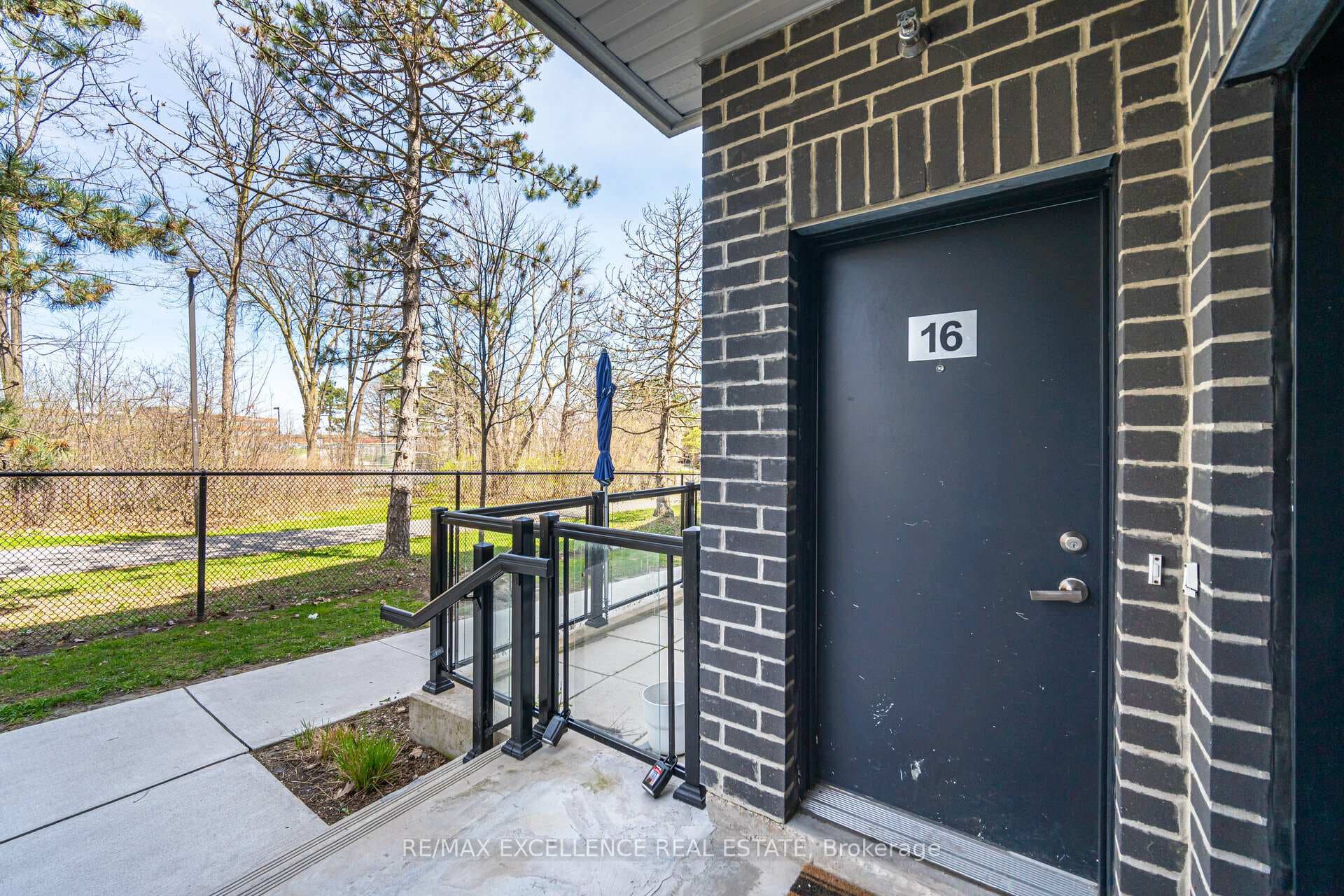 3473 Widdicombe Way Unit 16 photo 4