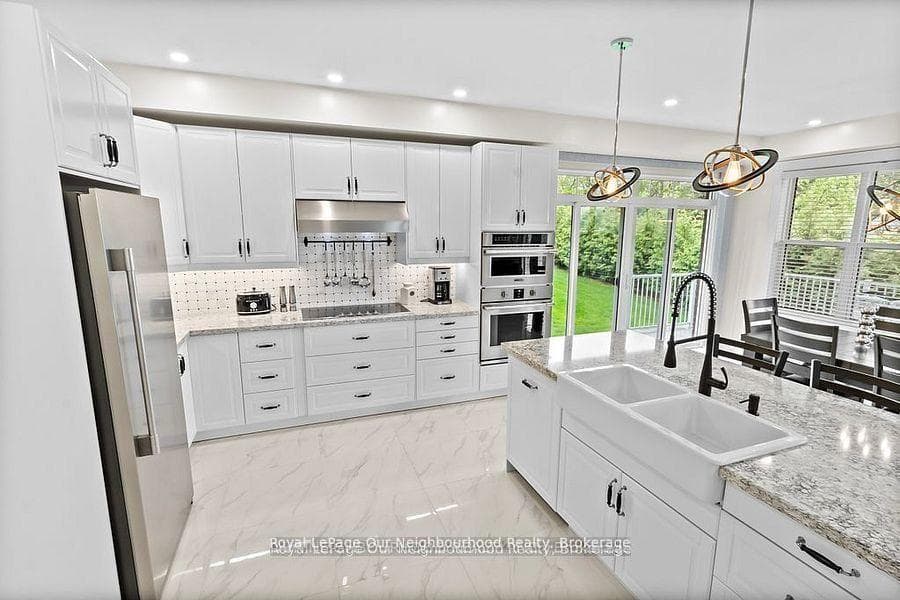 4601 Rice Lake Drive photo 11