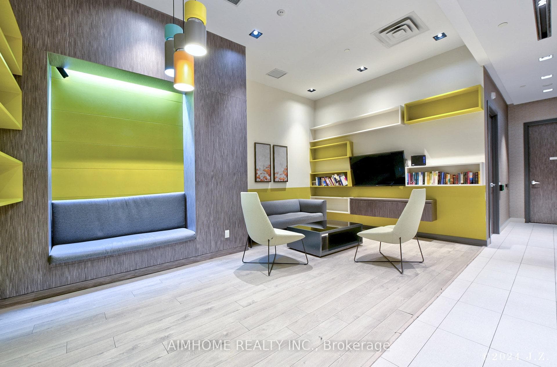 128 Fairview Mall Drive Unit 812 photo 24