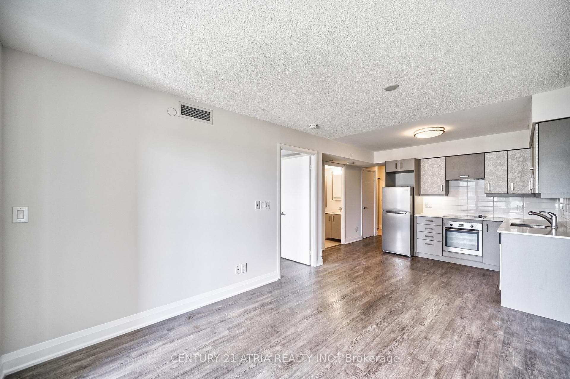 18 Uptown Drive Unit 725 photo 18