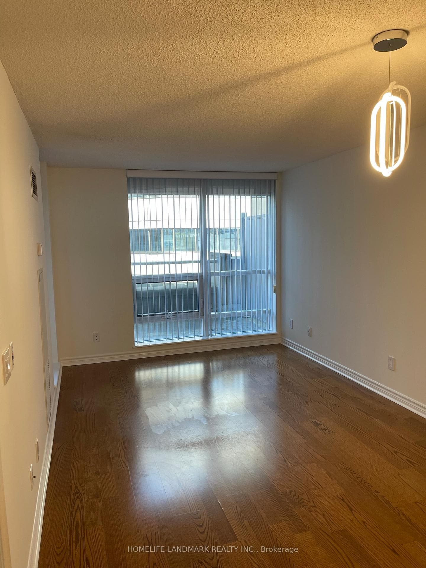 763 Bay Street Unit 301 photo 12